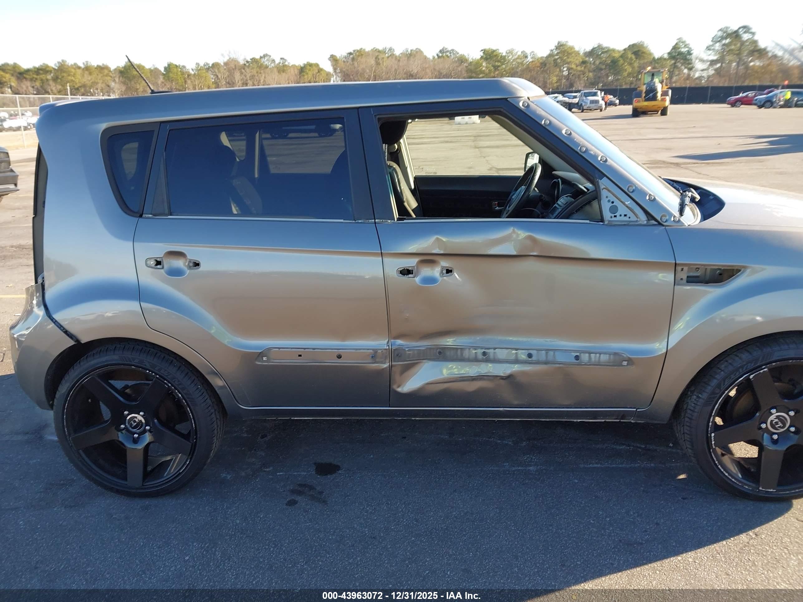 KIA SOUL image 6