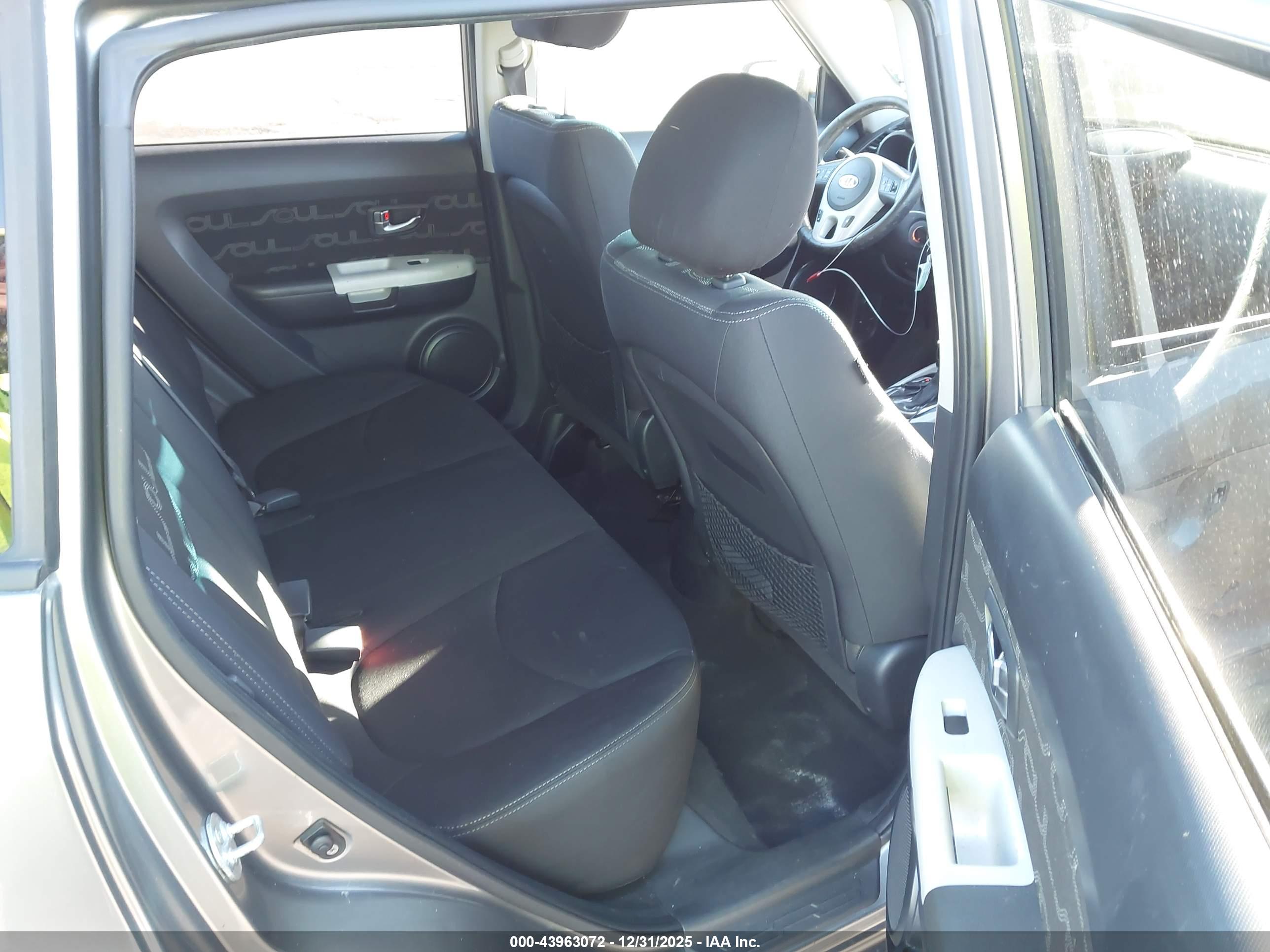 KIA SOUL image 8