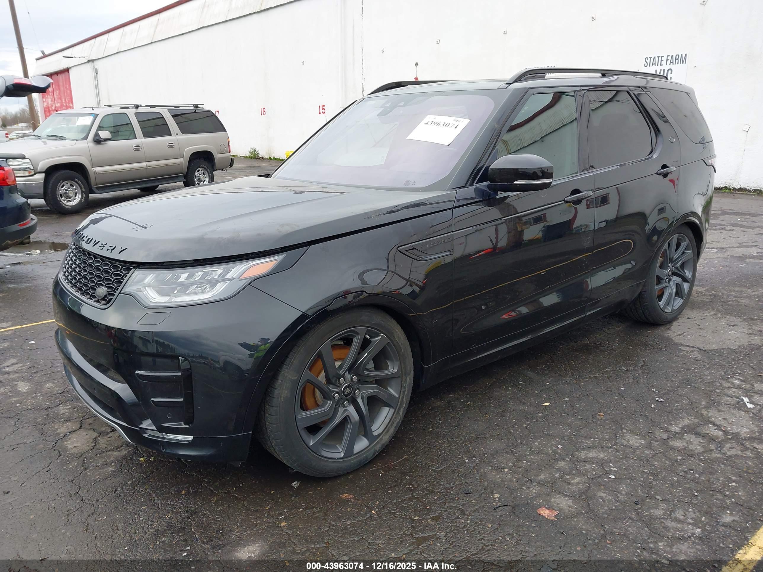LAND ROVER image 2