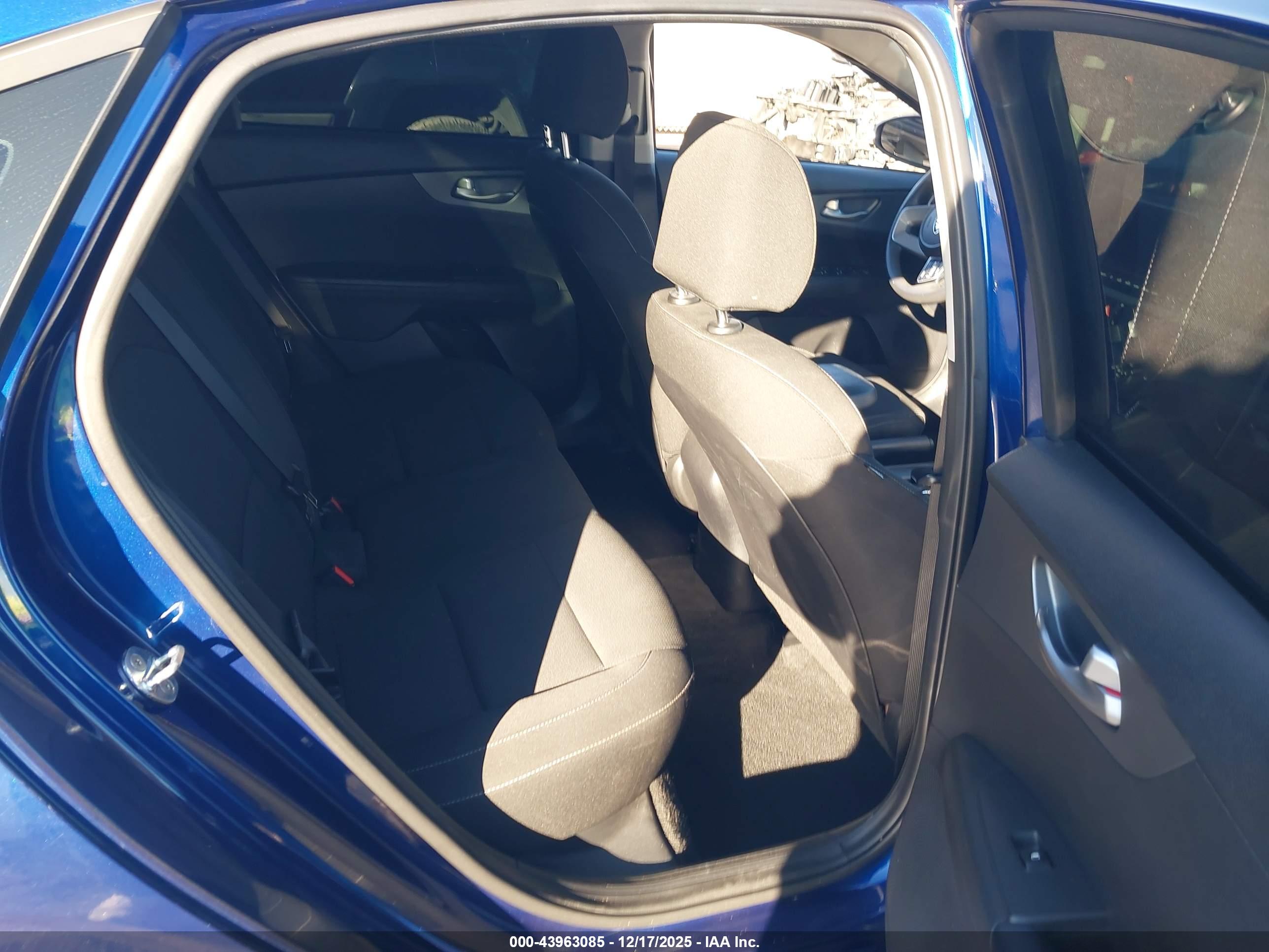 KIA FORTE image 8