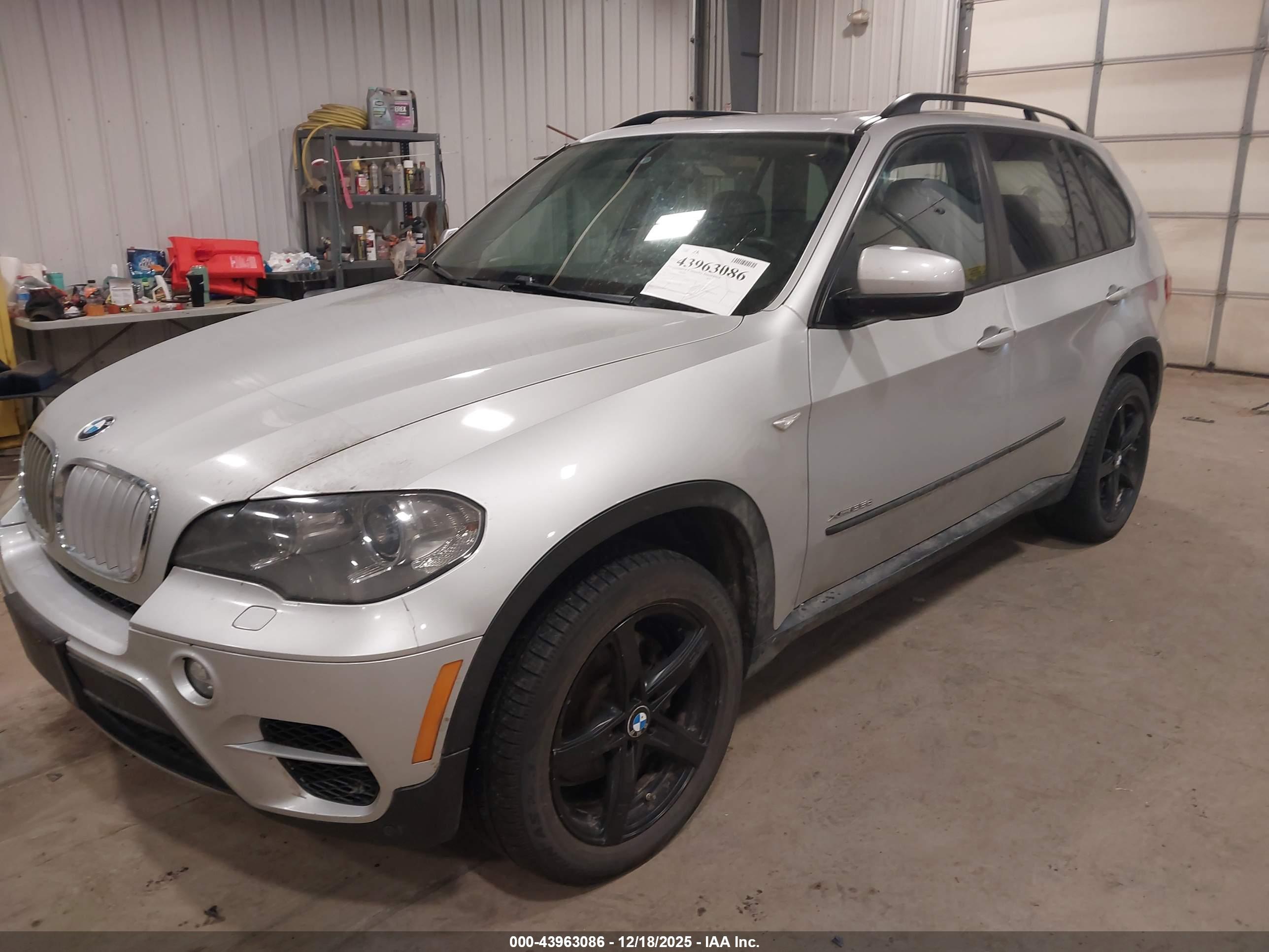 BMW X5 image 2