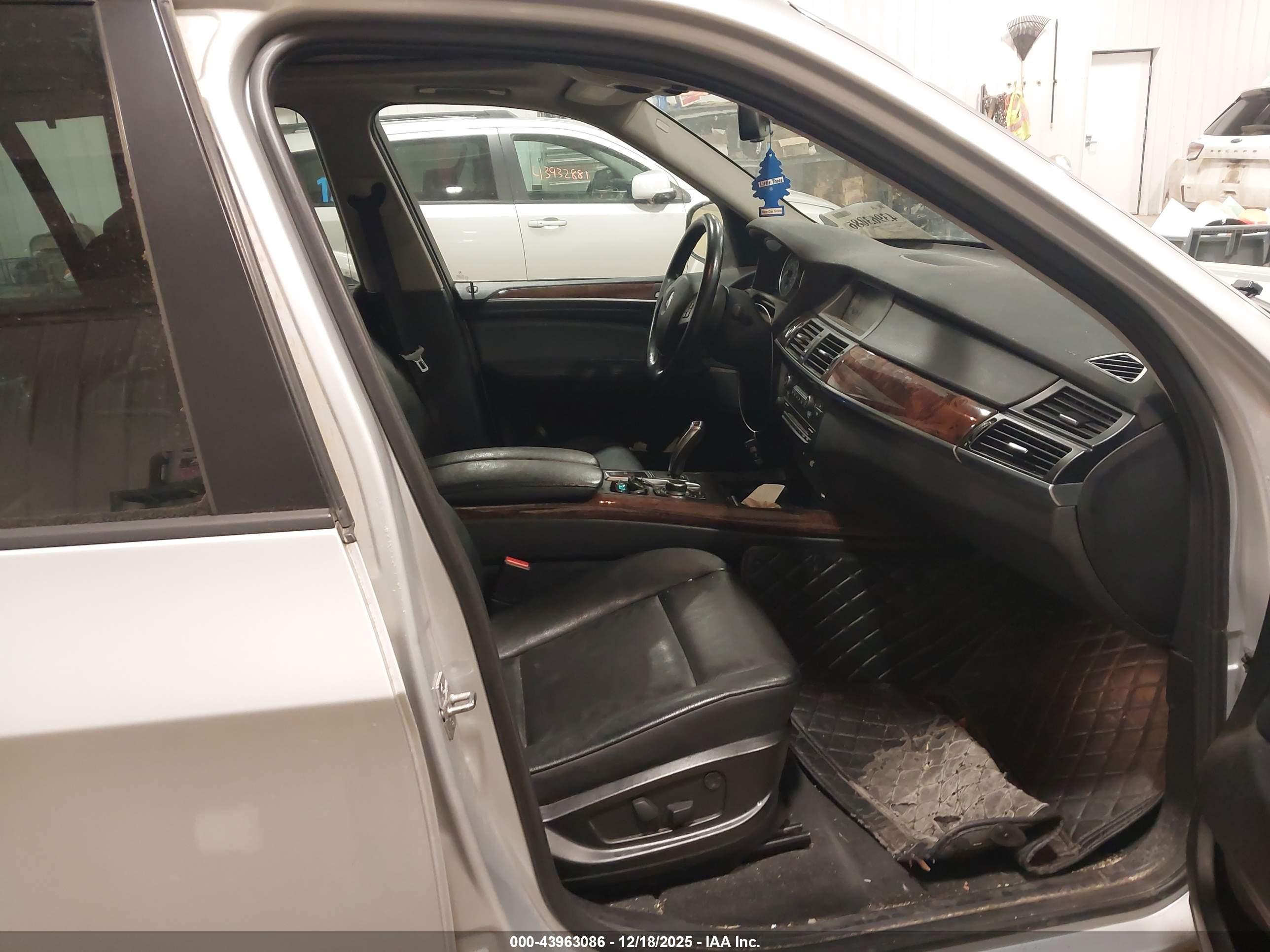 BMW X5 image 5