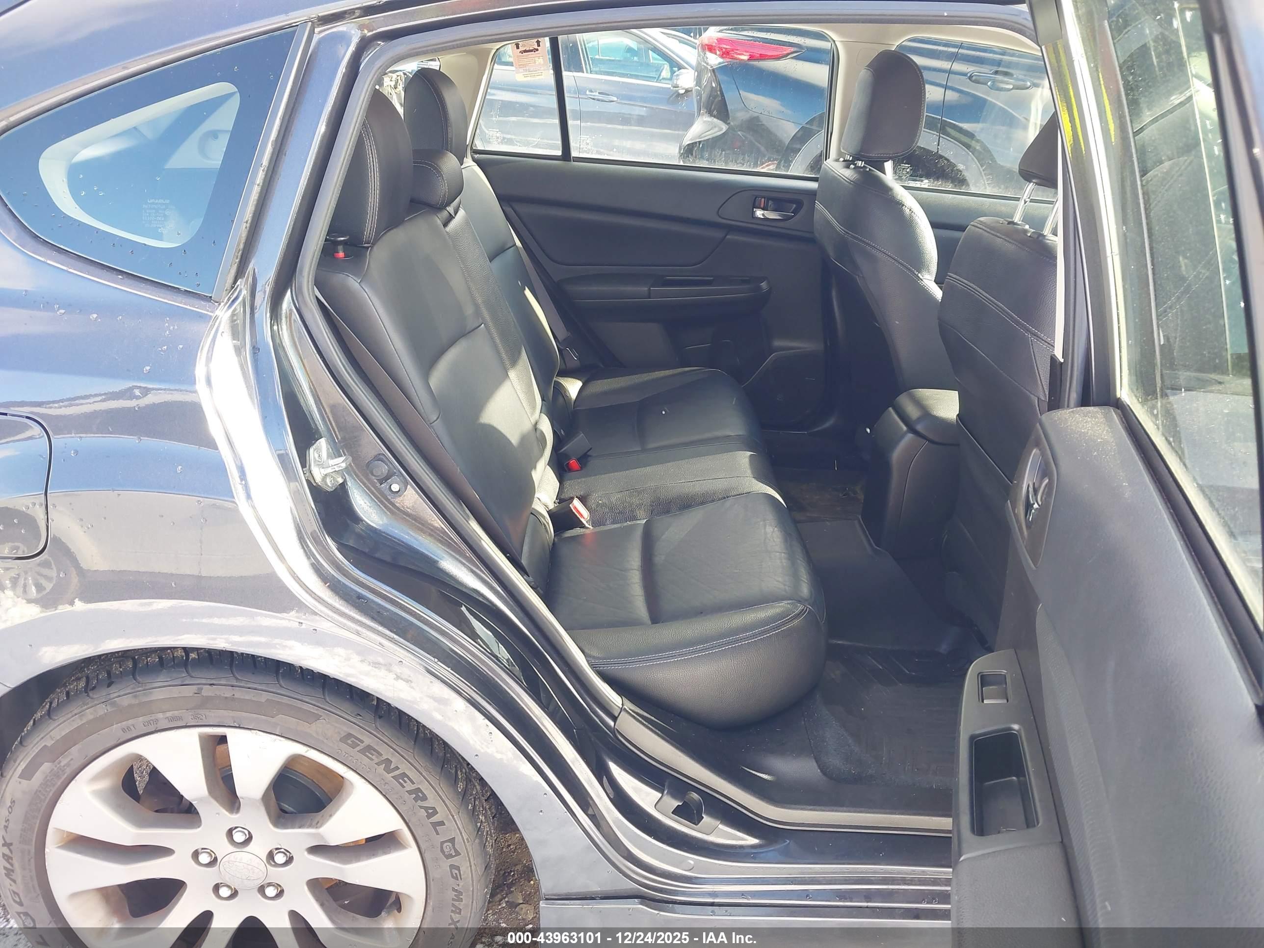 SUBARU IMPREZA image 8