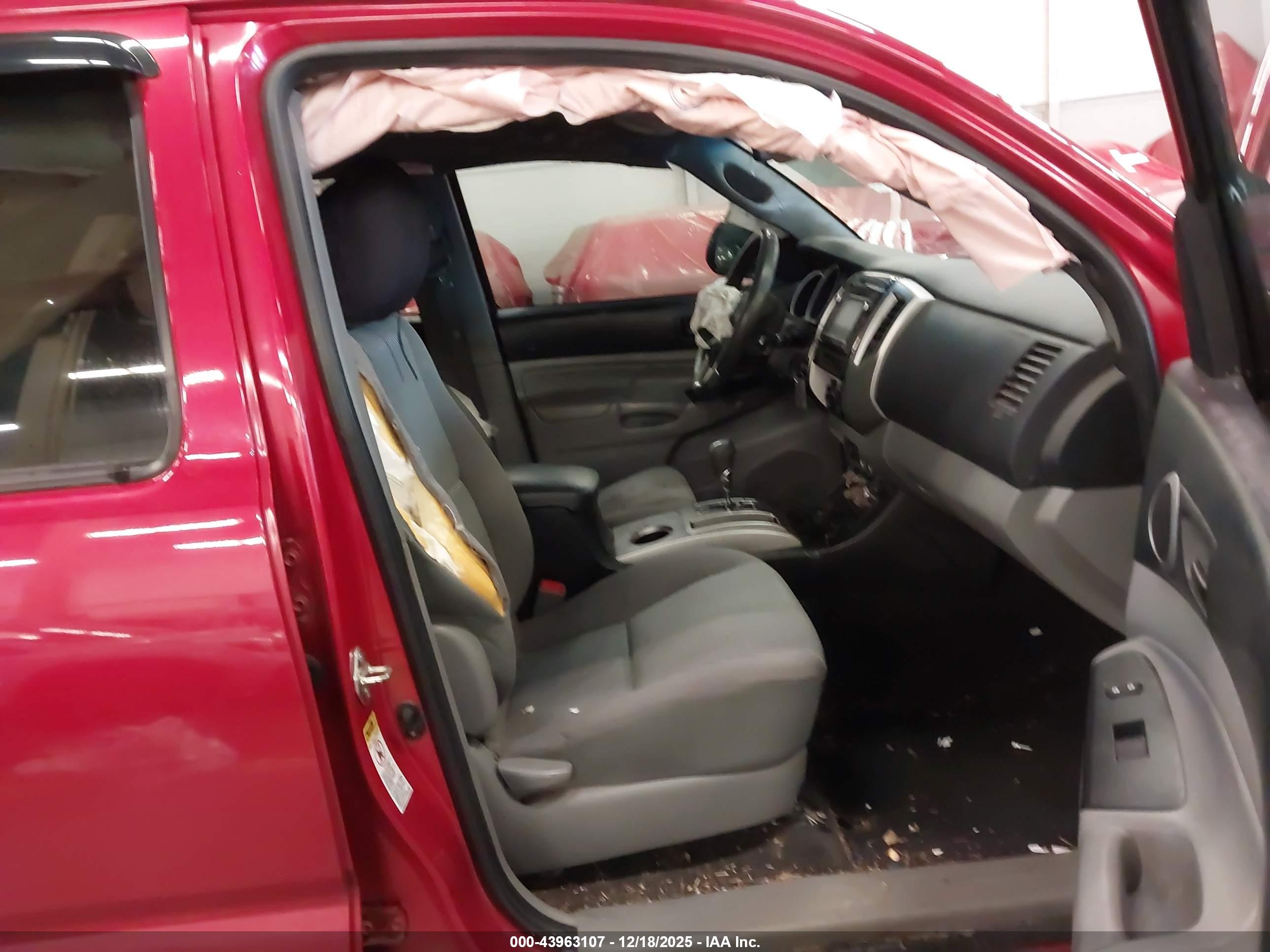 TOYOTA TACOMA image 5
