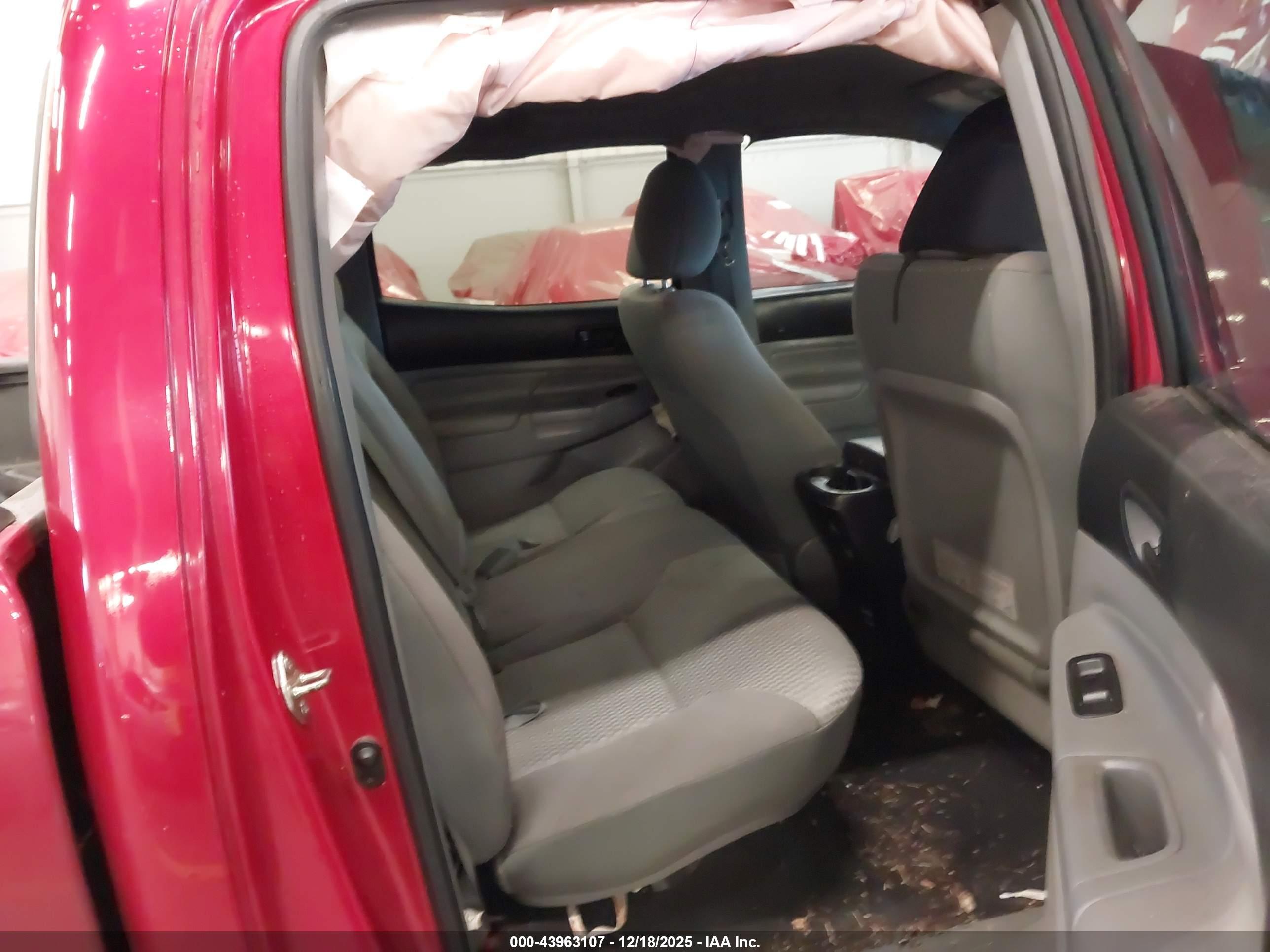TOYOTA TACOMA image 8