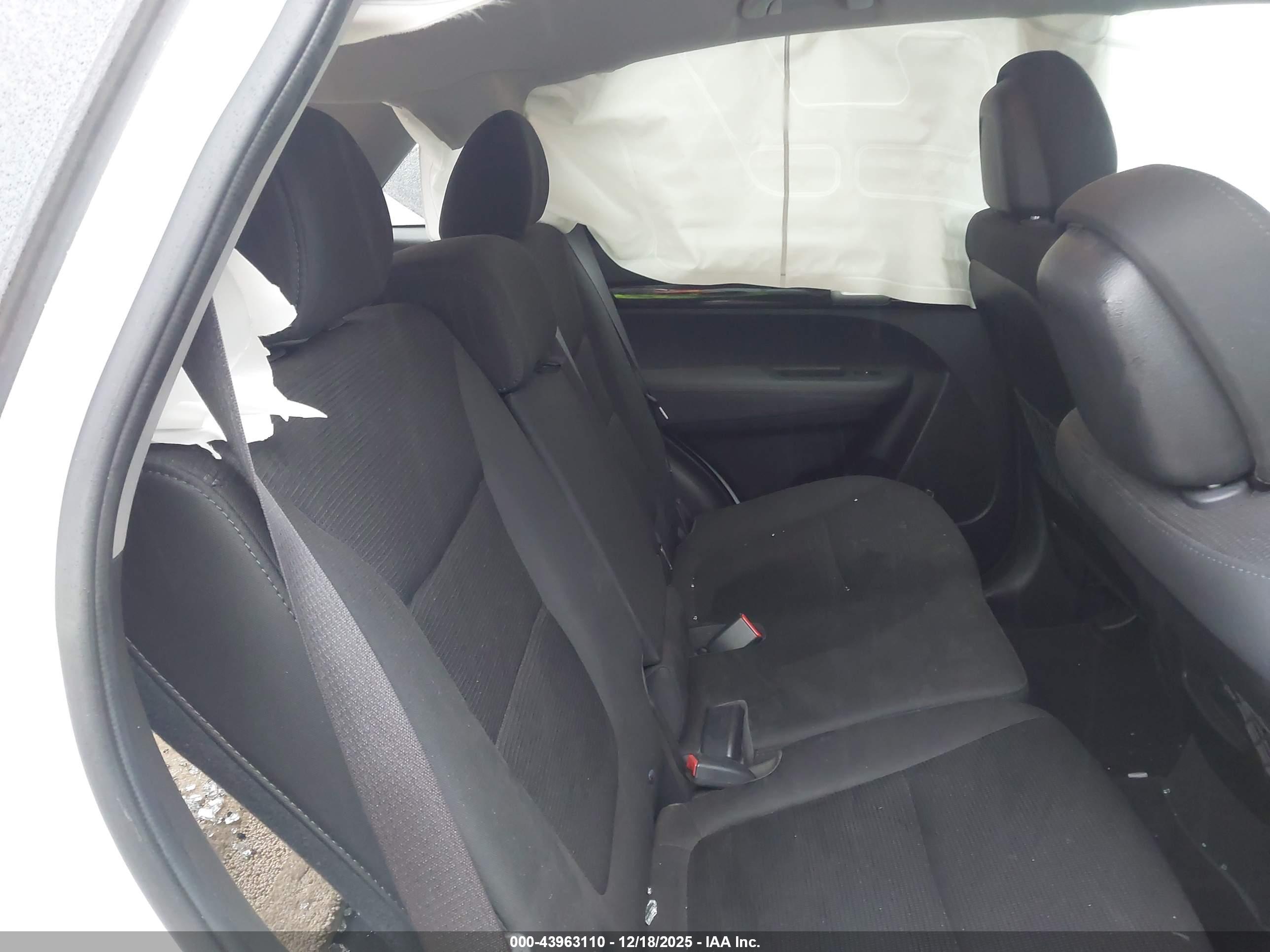 KIA SORENTO image 8