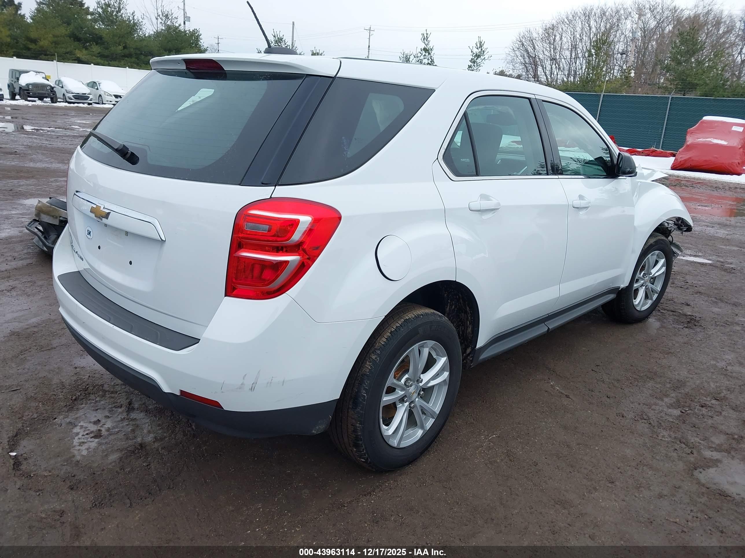 CHEVROLET EQUINOX image 4