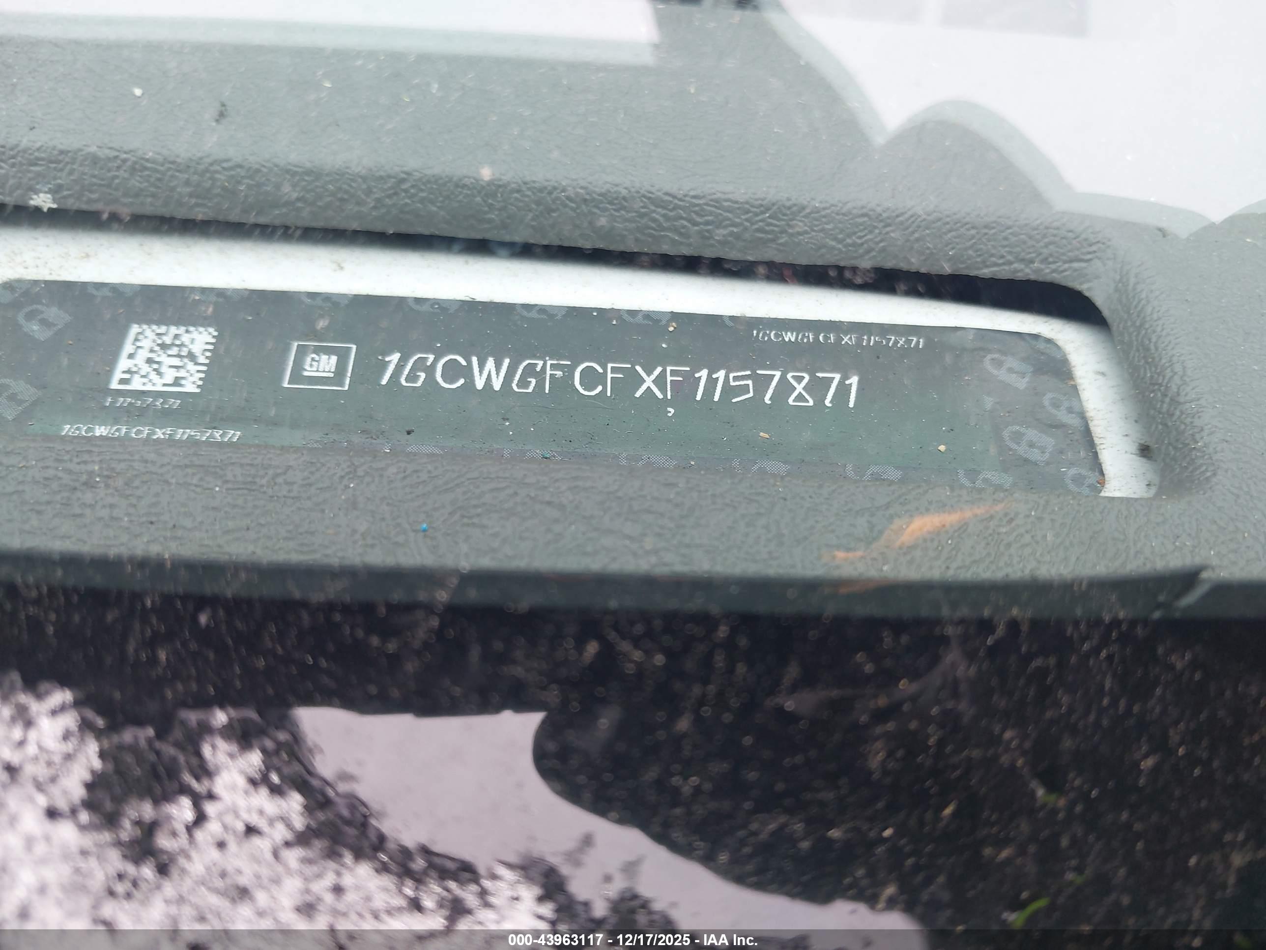 CHEVROLET EXPRESS image 9