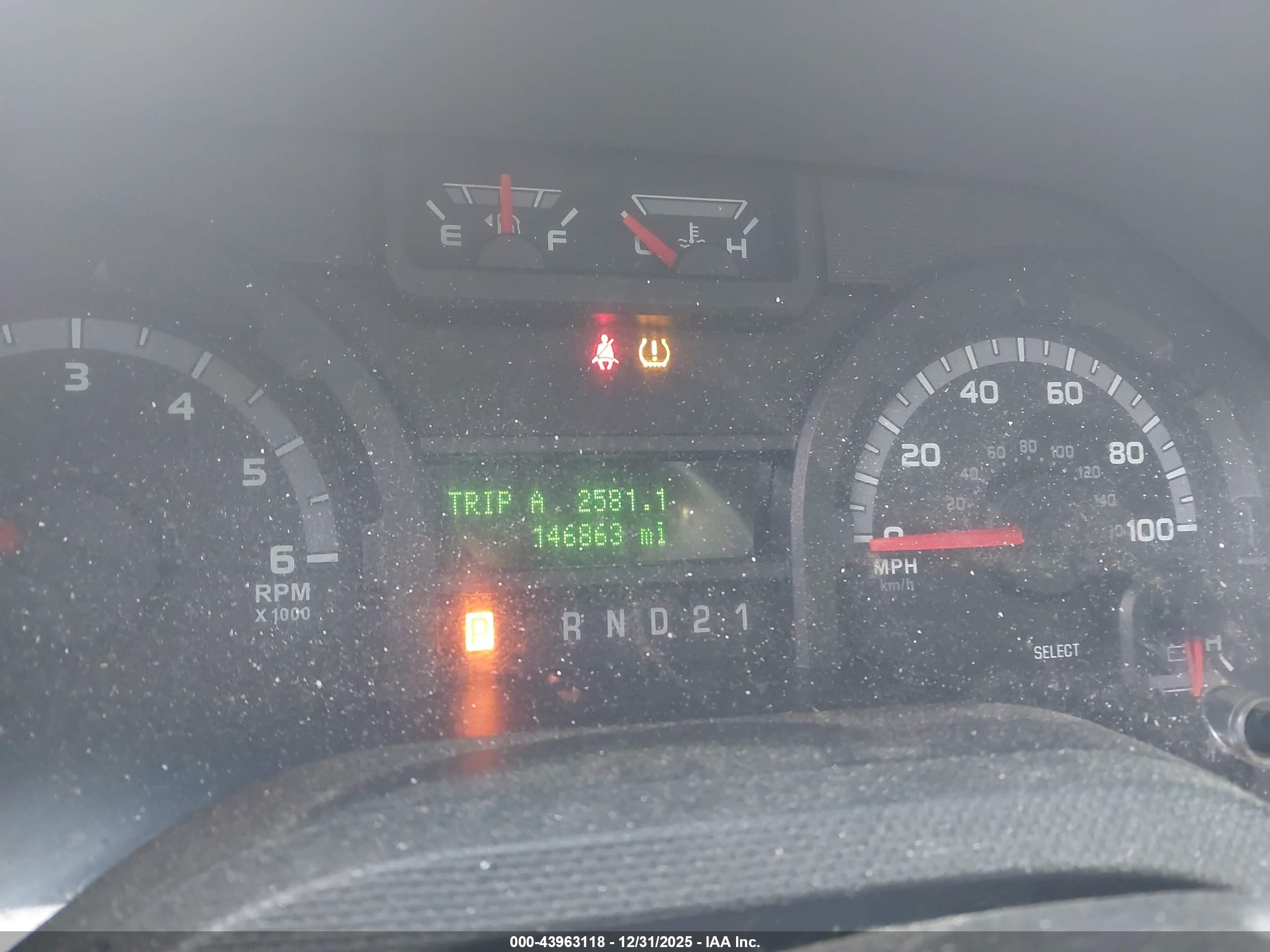 FORD E-250 image 7