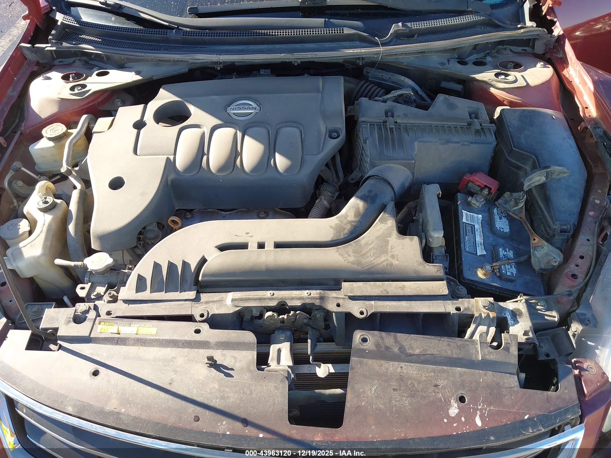 NISSAN ALTIMA image 10