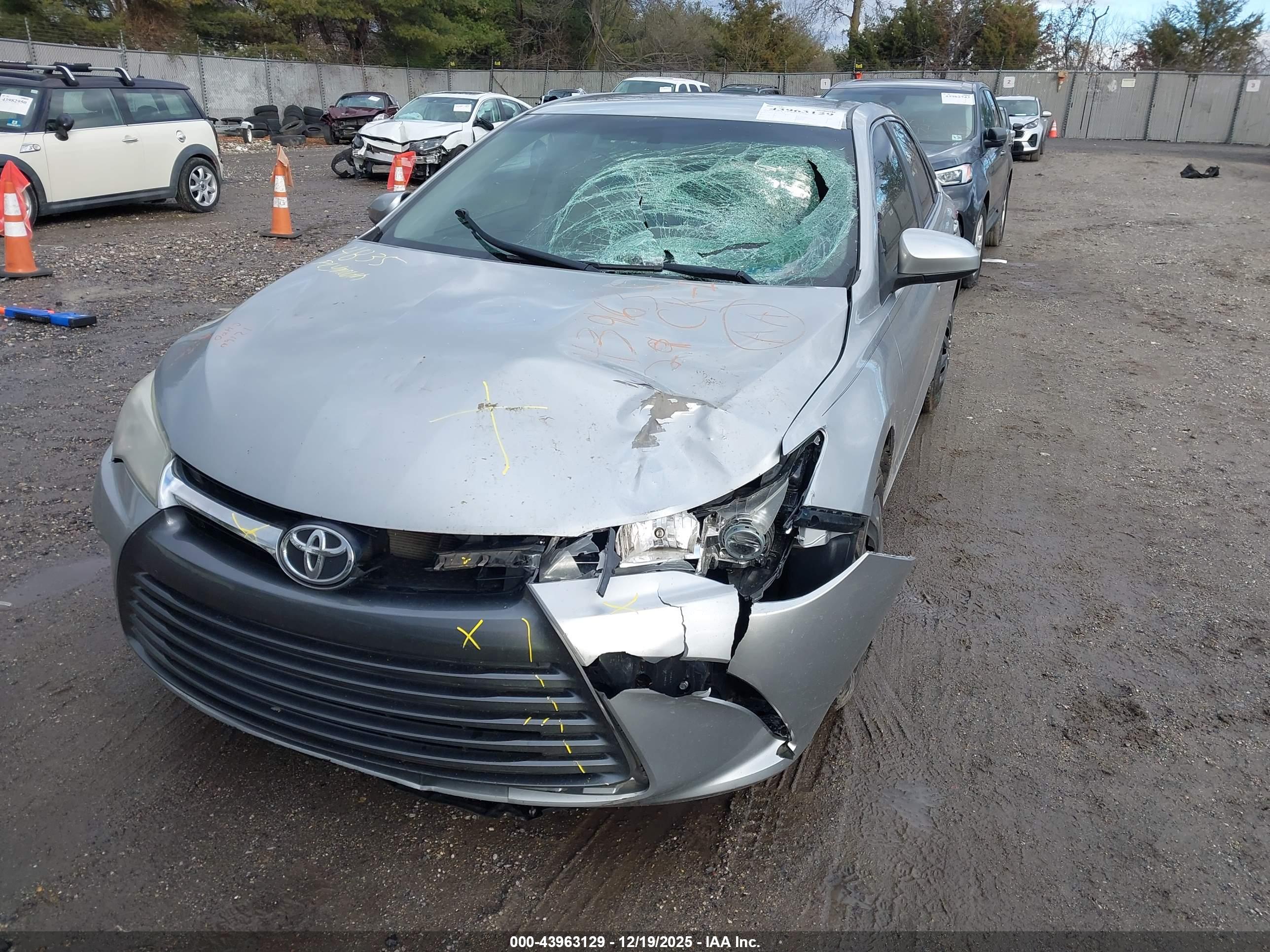 TOYOTA CAMRY image 6