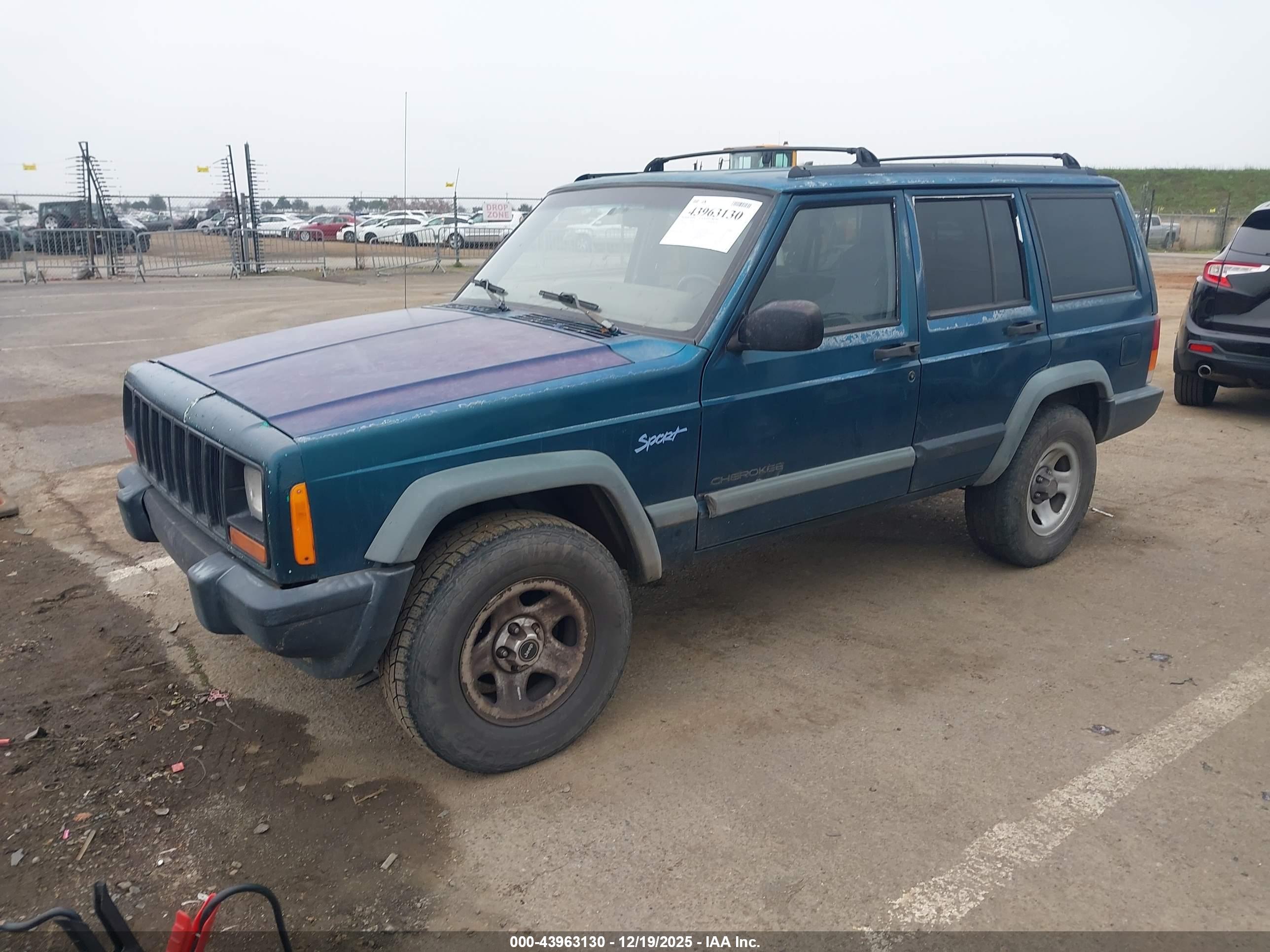 JEEP CHEROKEE image 2