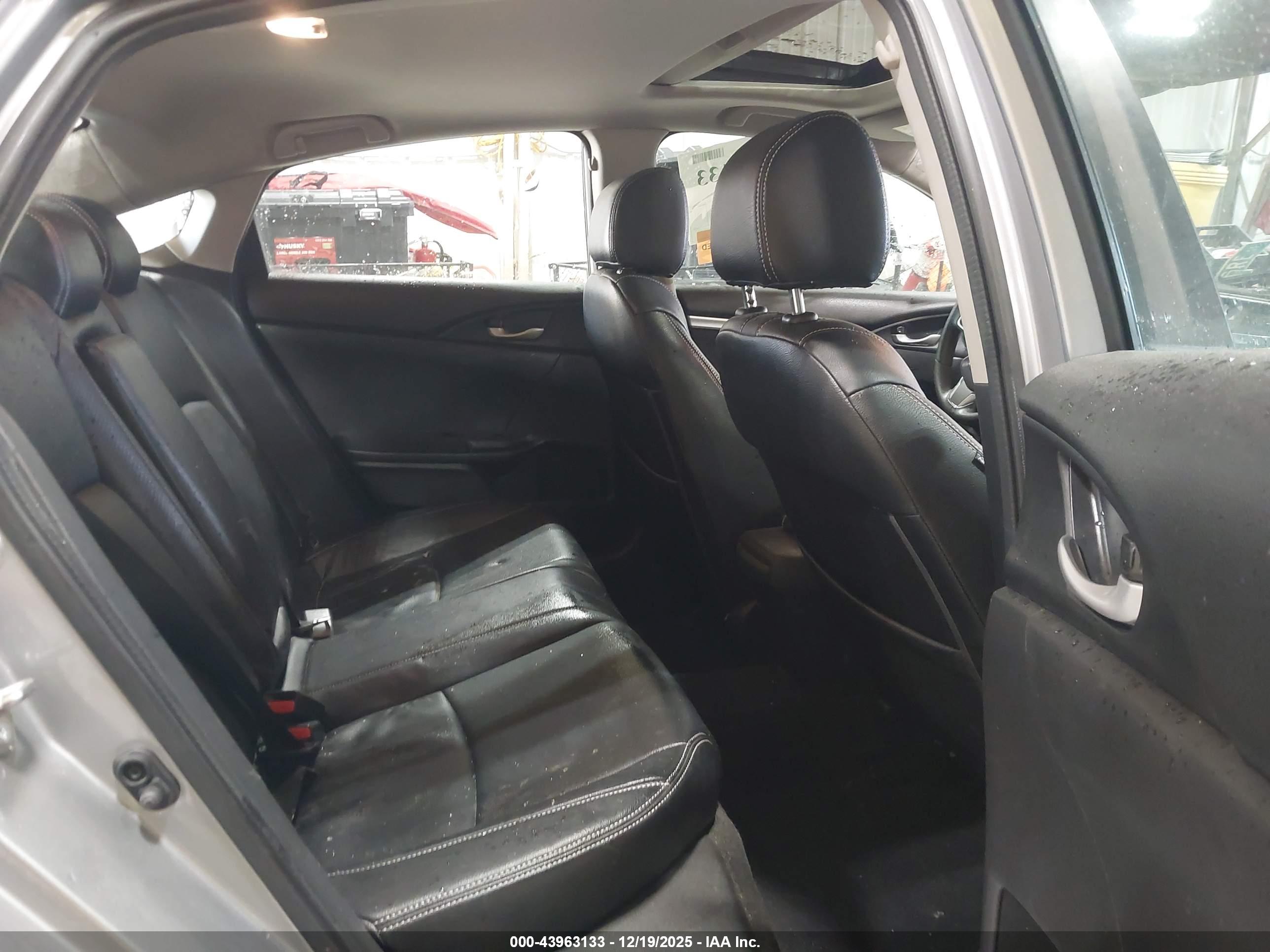 HONDA CIVIC image 8