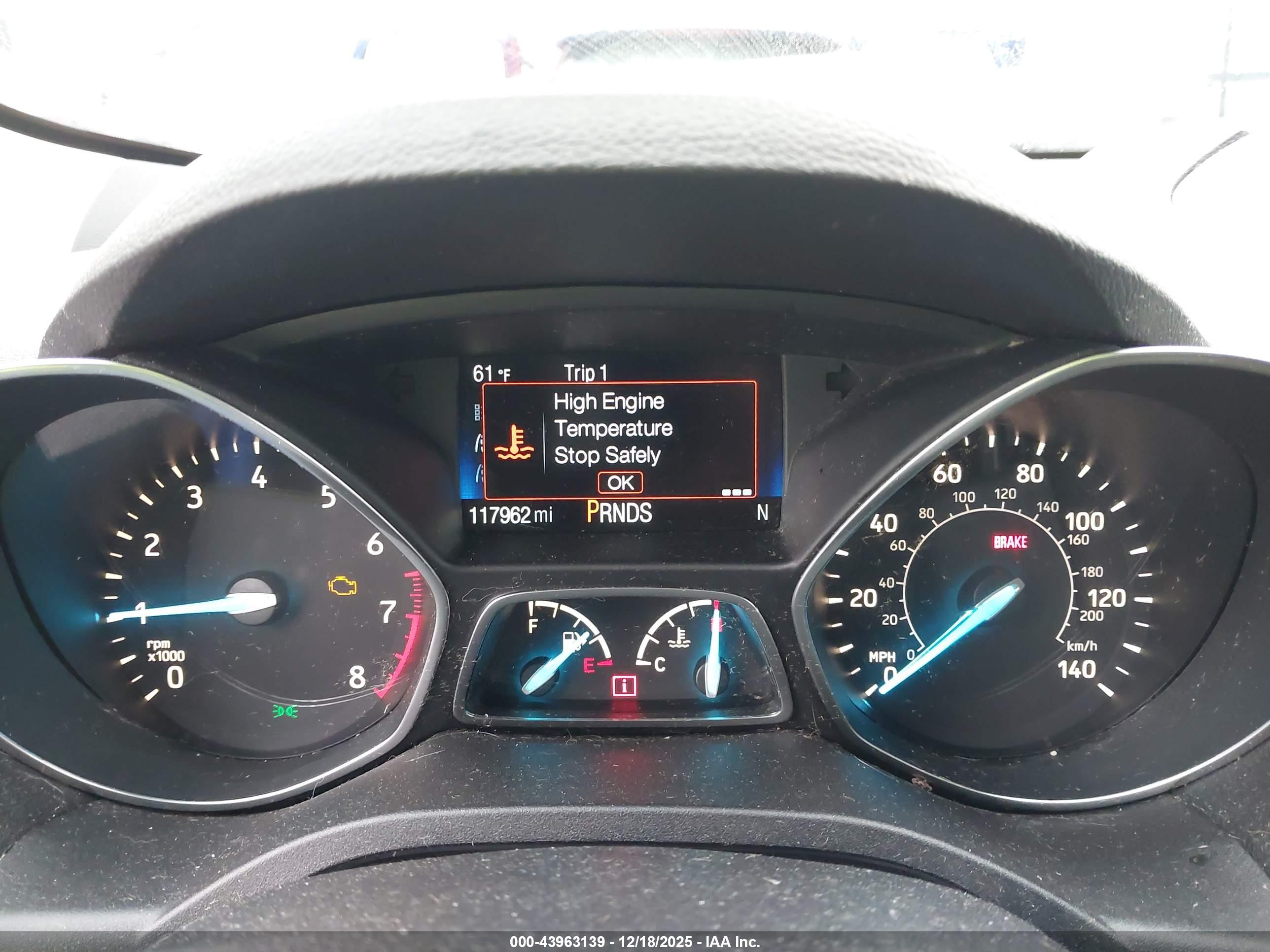 FORD ESCAPE image 7