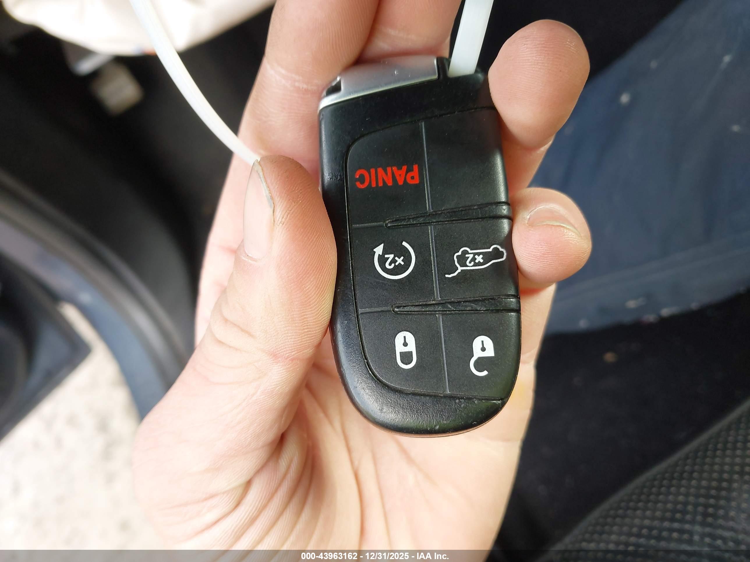 JEEP GRAND image 11