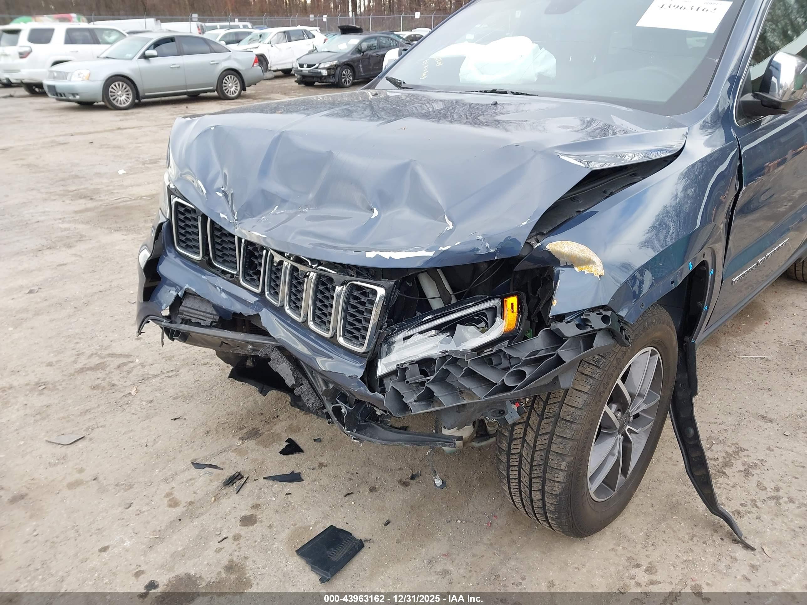 JEEP GRAND image 6