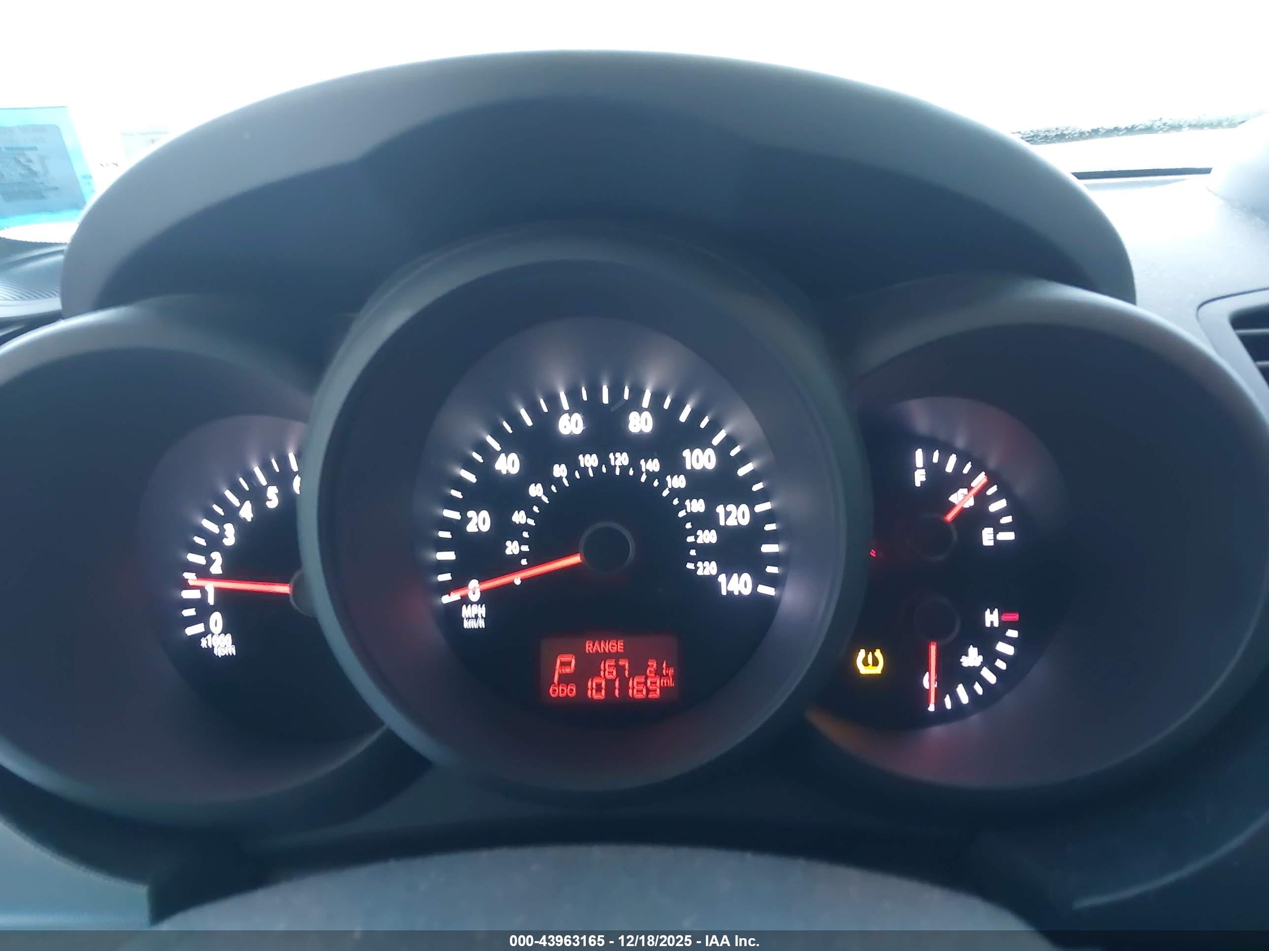 KIA SOUL image 7