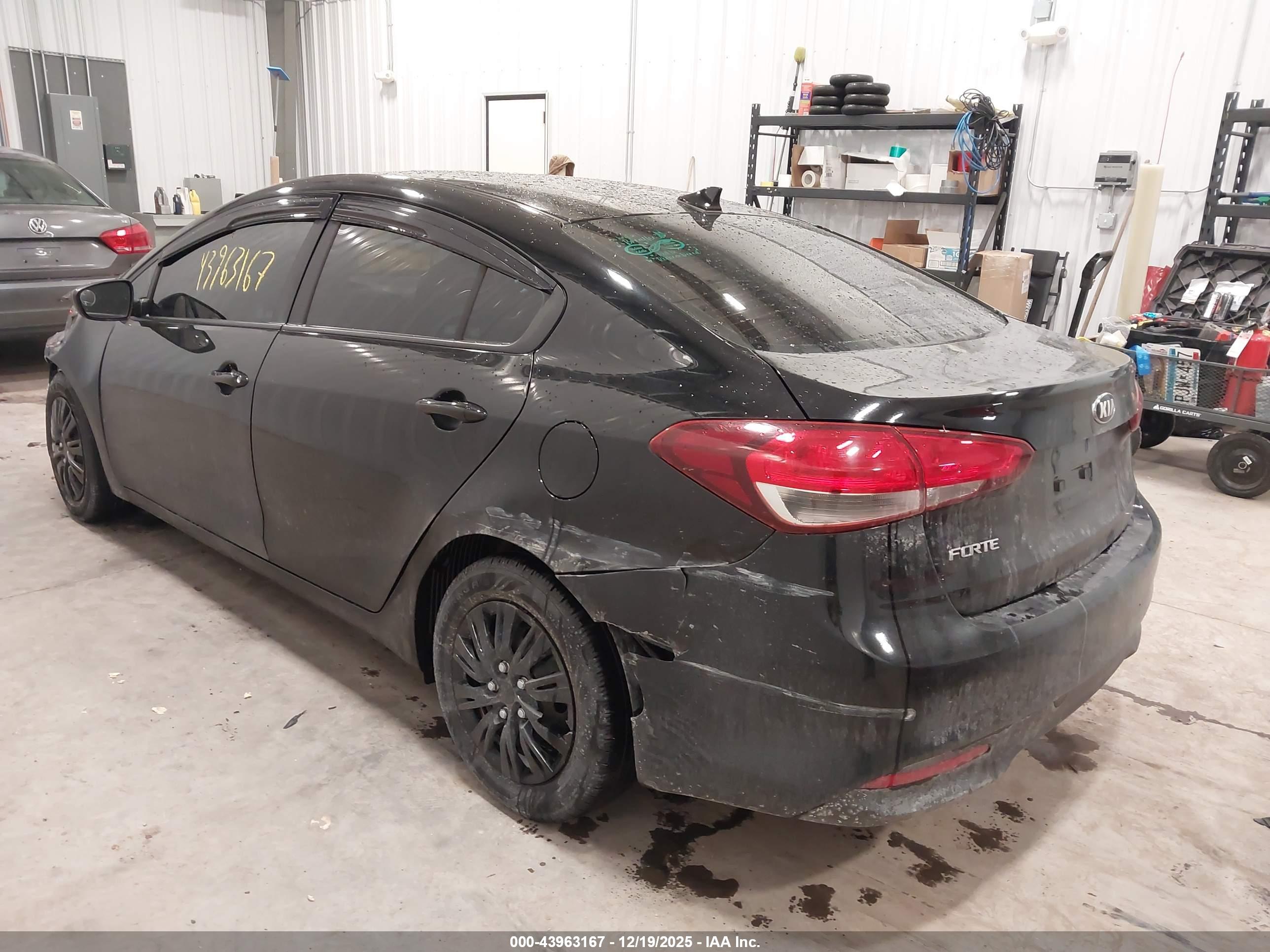 KIA FORTE image 3