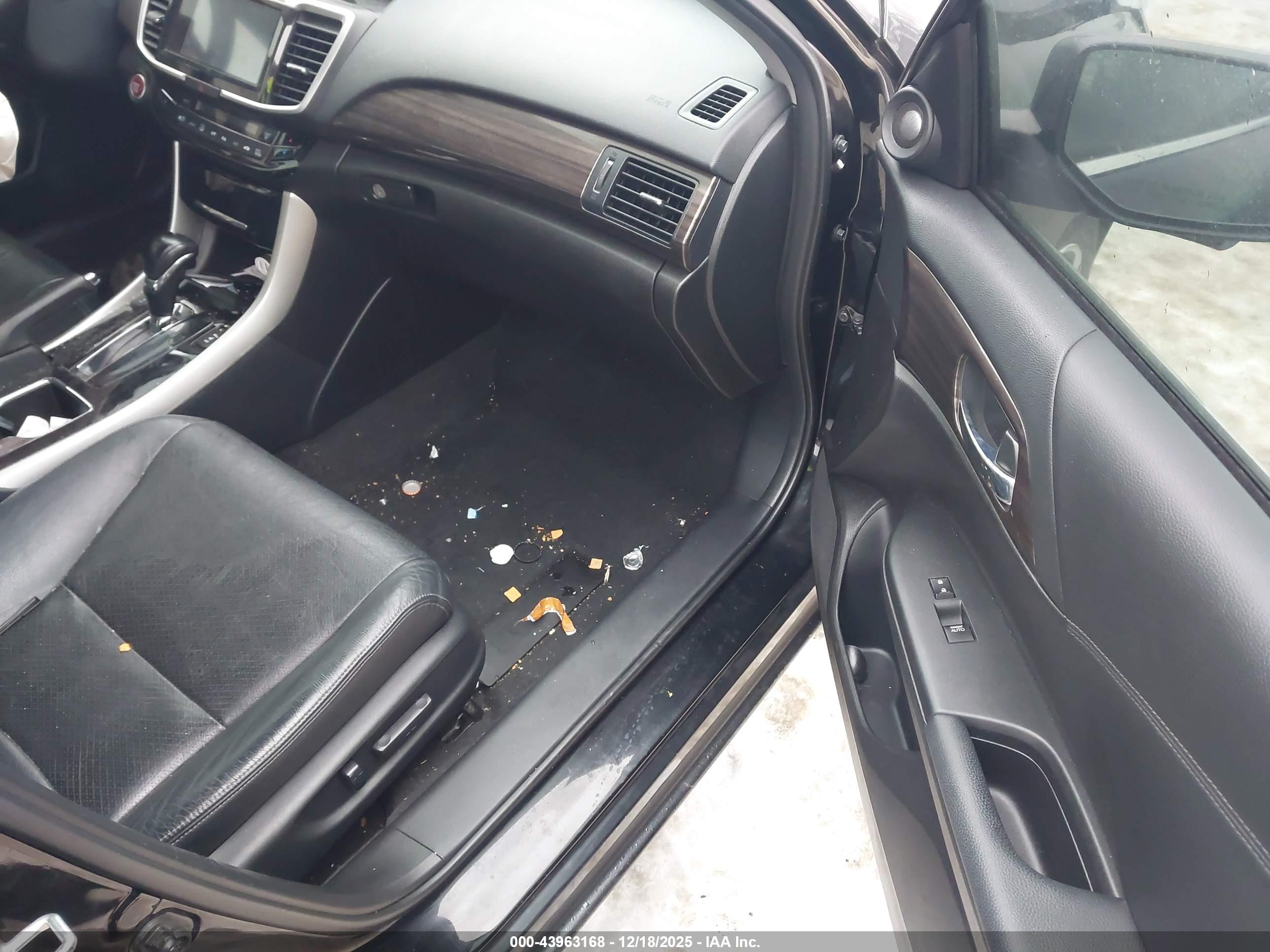HONDA ACCORD image 5