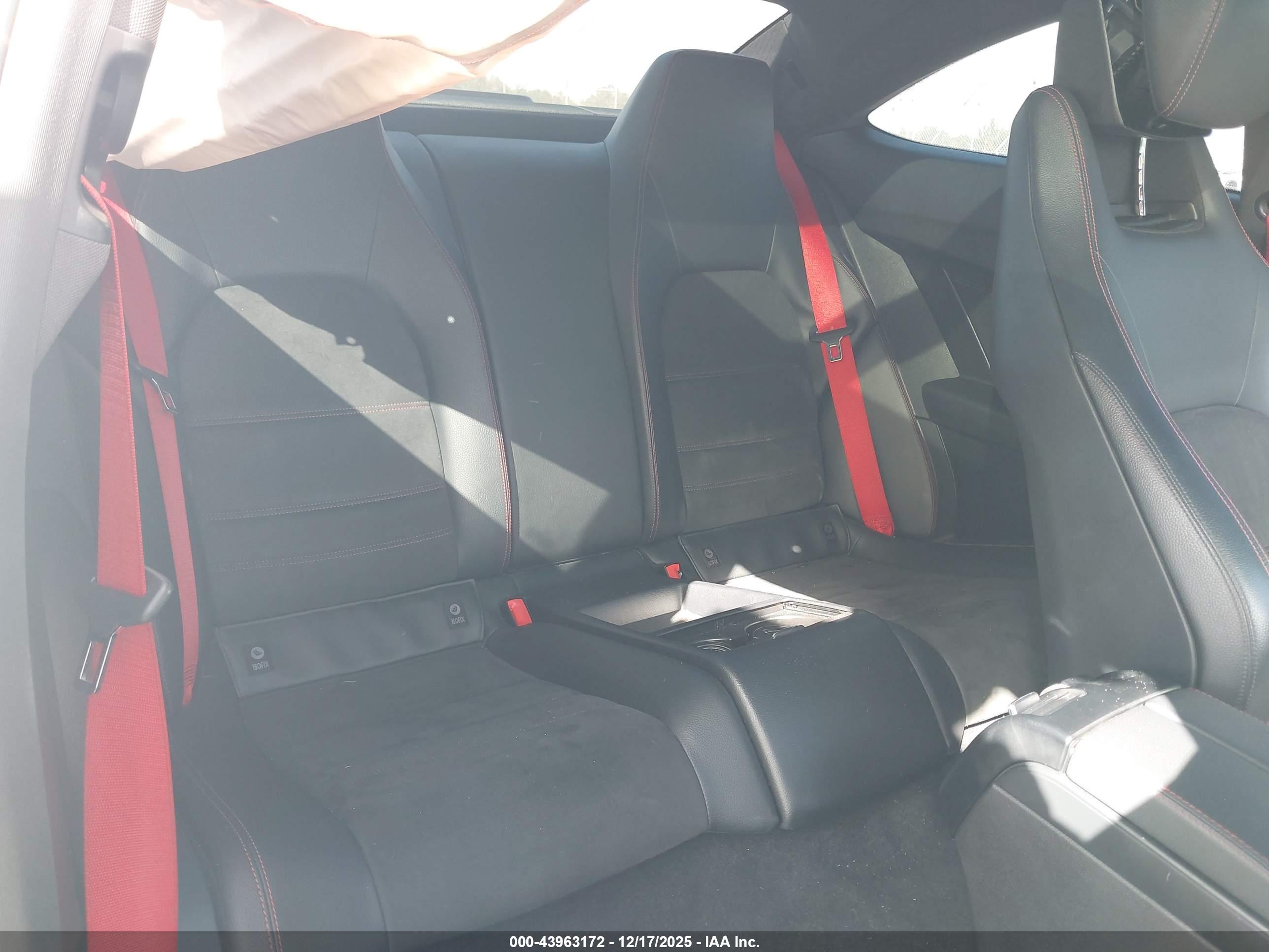MERCEDES-BENZ C image 8
