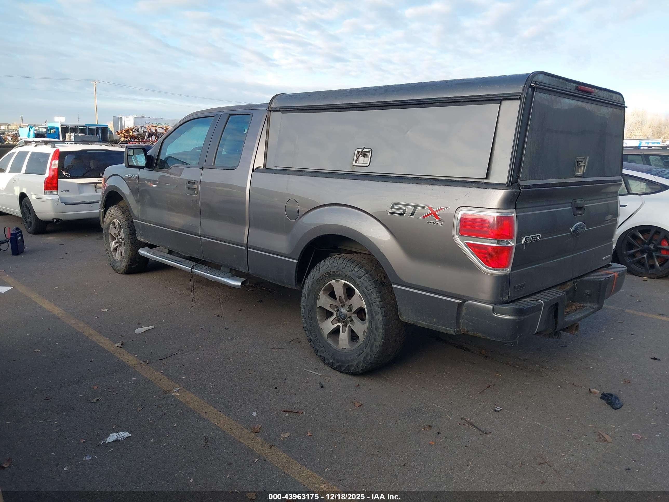 FORD F-150 image 3
