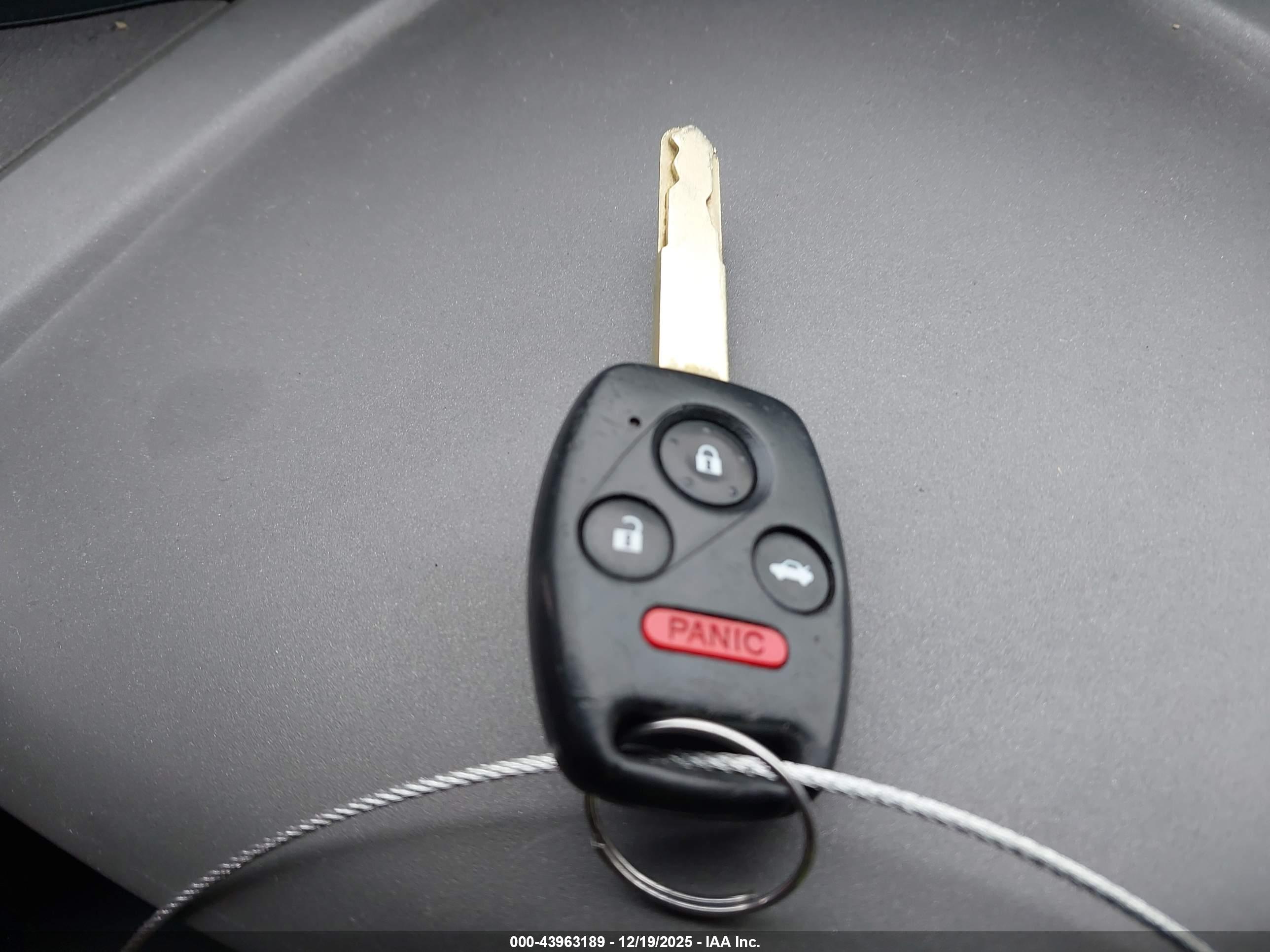 HONDA CIVIC image 11