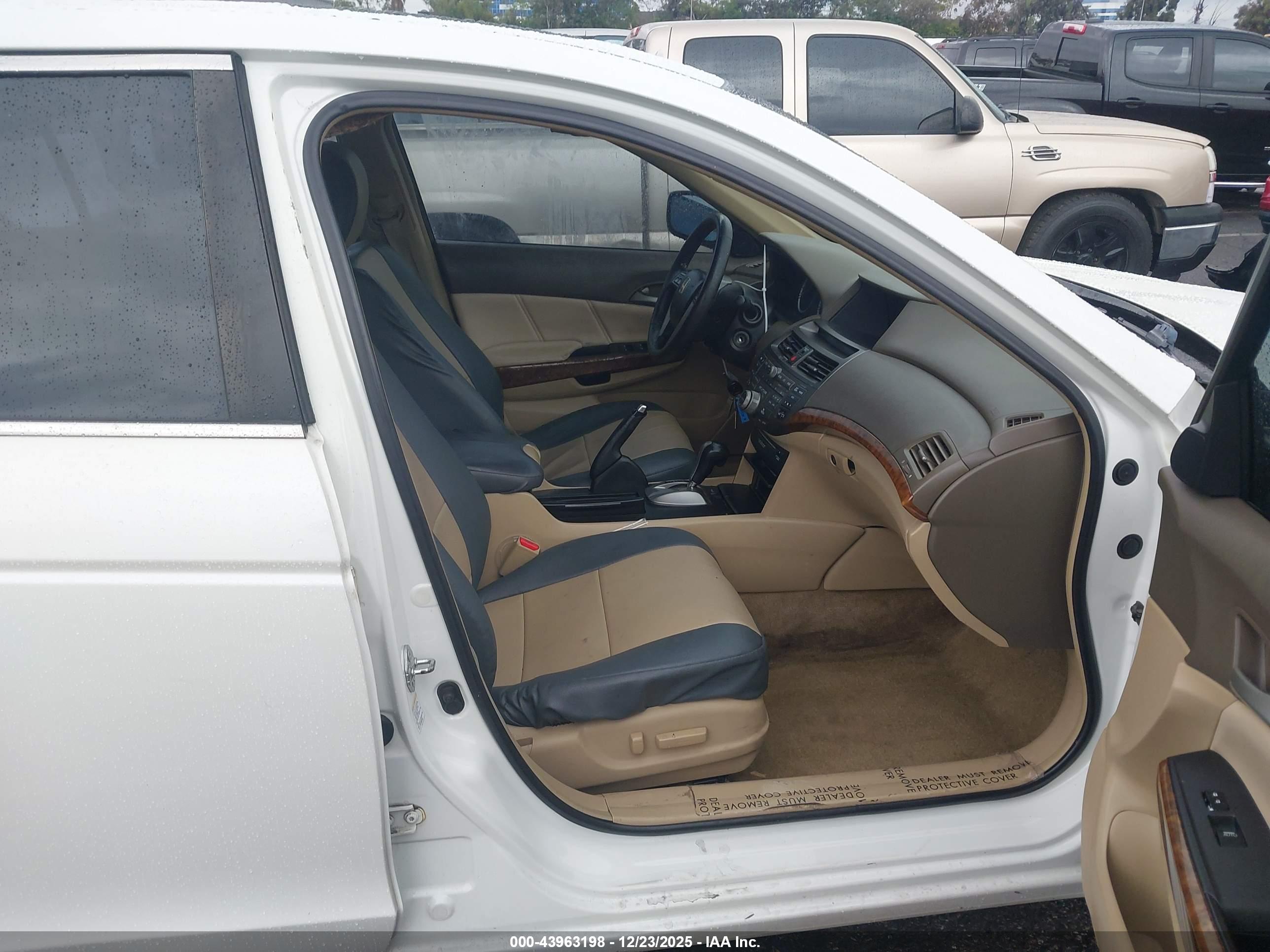 HONDA ACCORD image 5