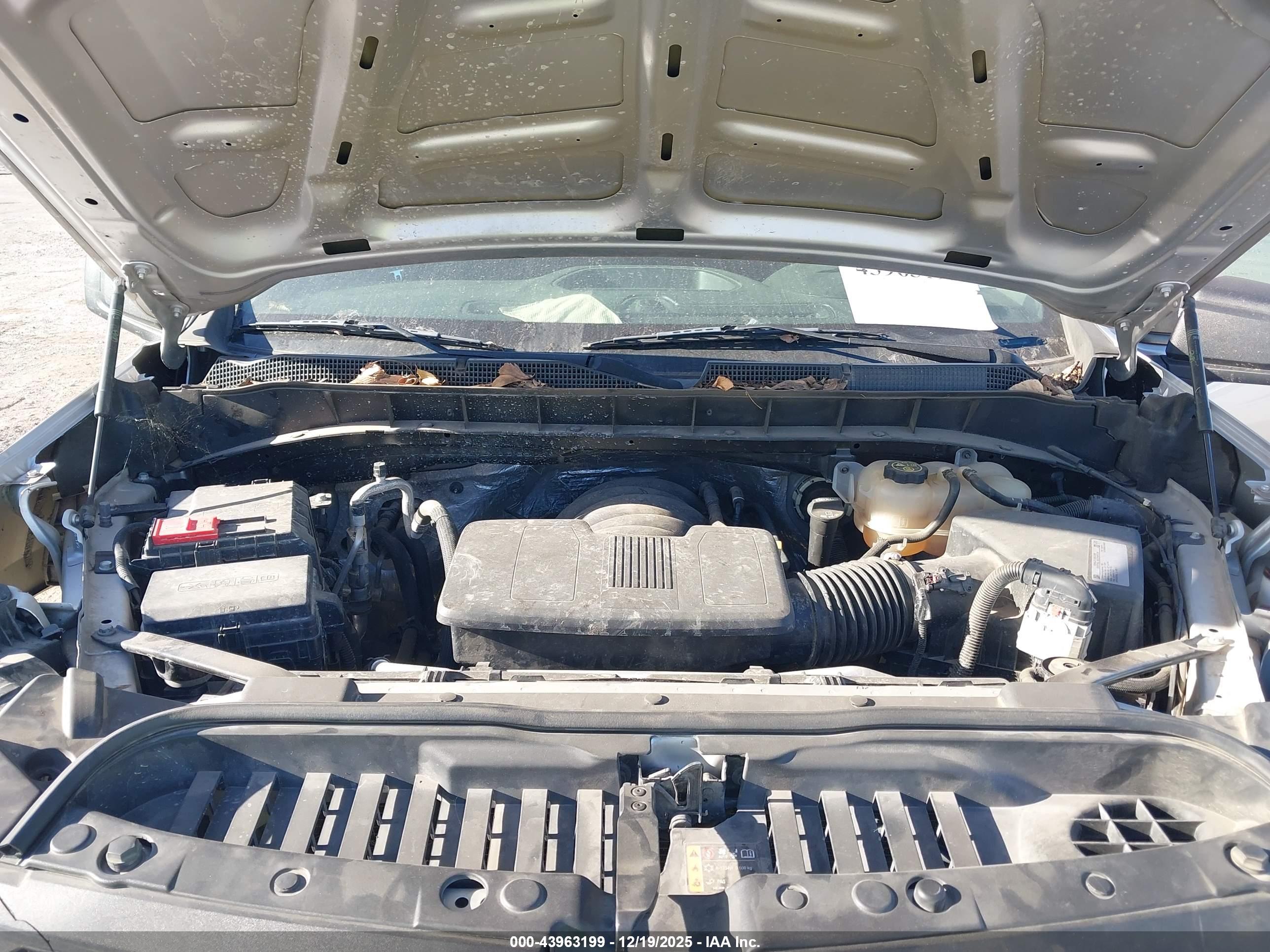 CHEVROLET SILVERADO image 10