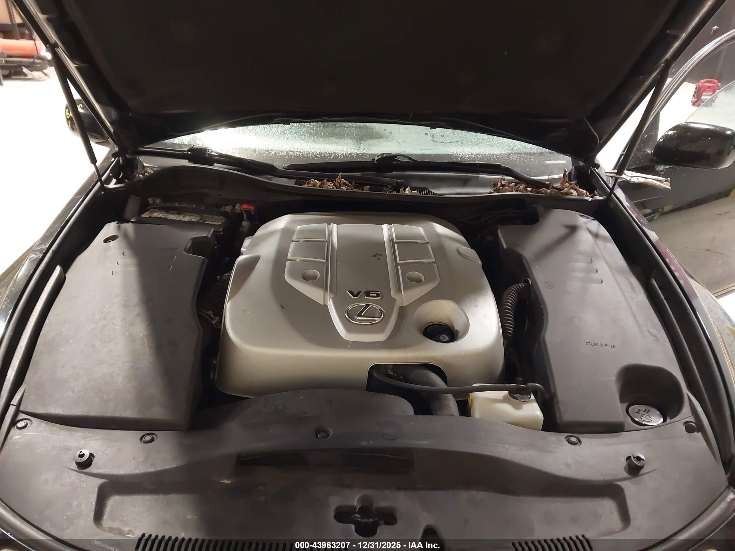 LEXUS GS image 10