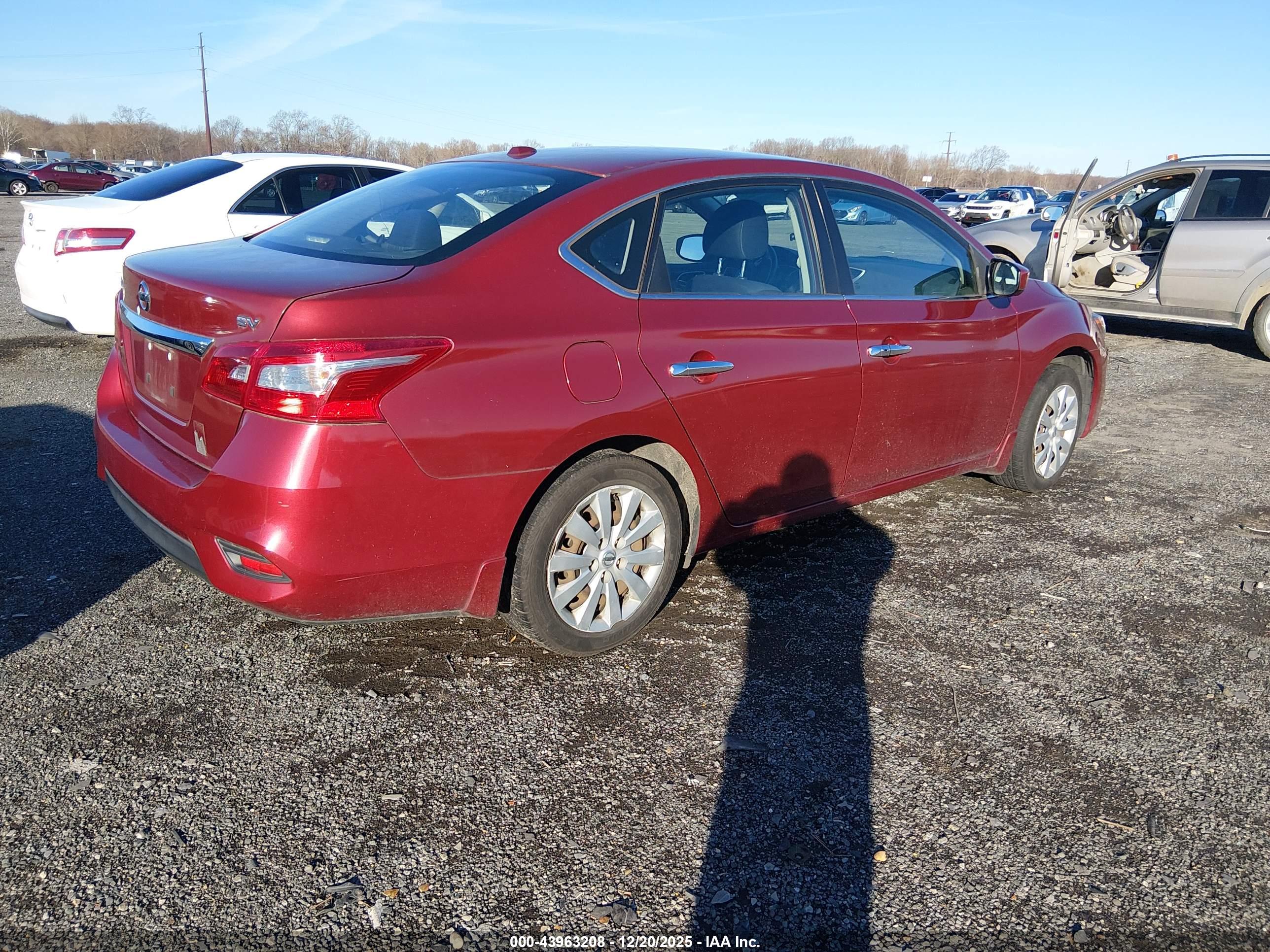 NISSAN SENTRA image 4