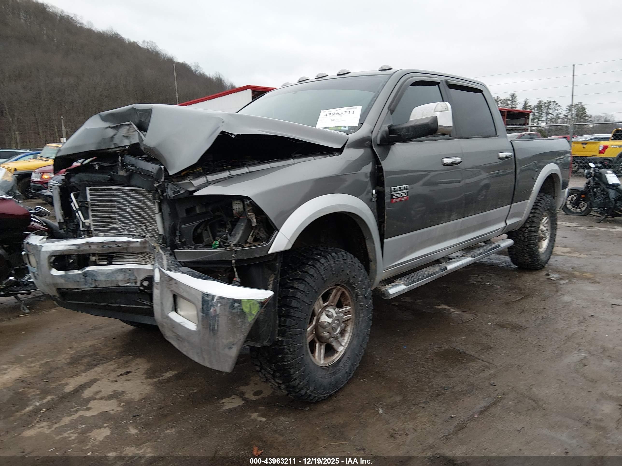 RAM 2500 image 2