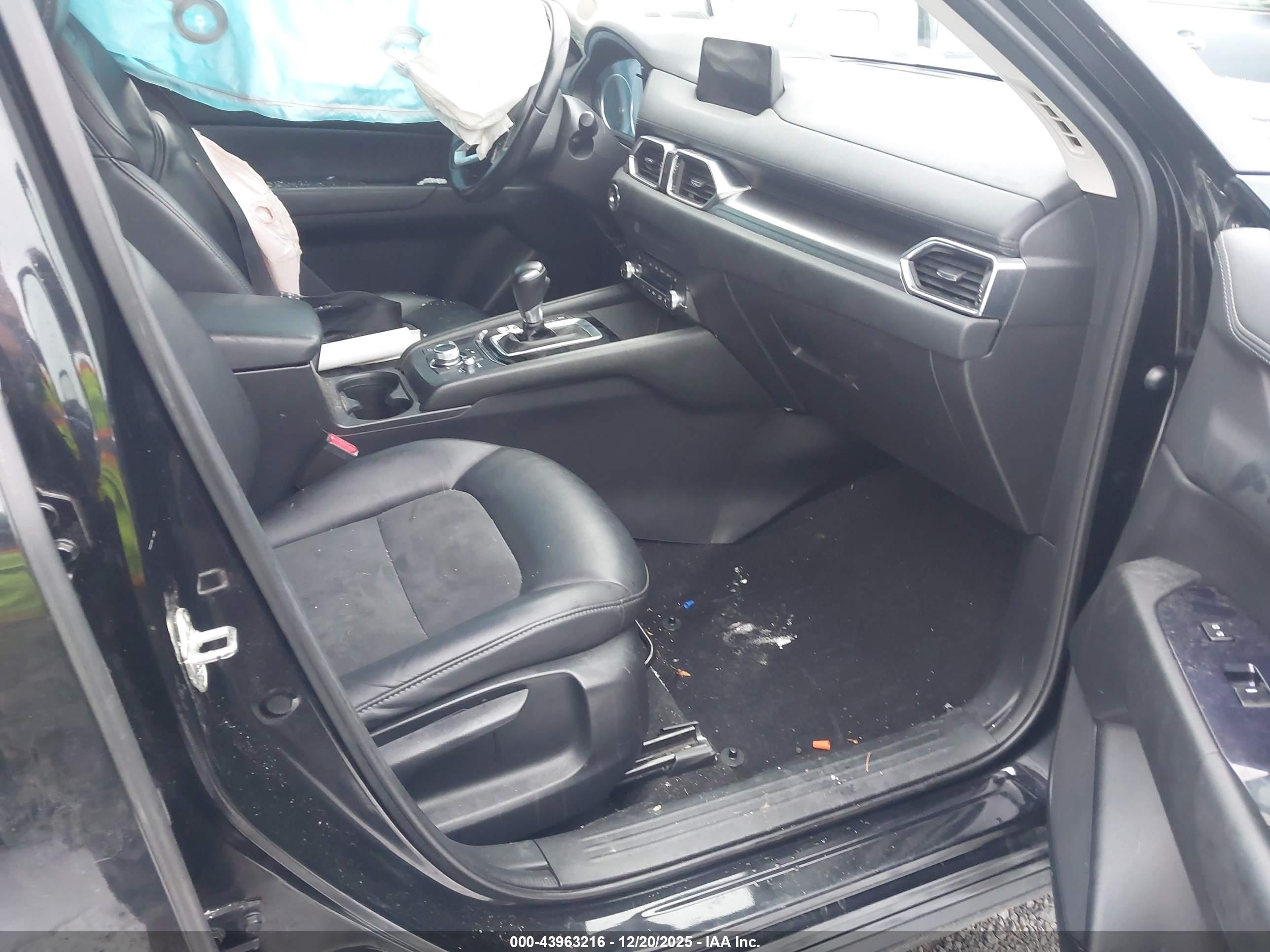 MAZDA CX-5 image 5