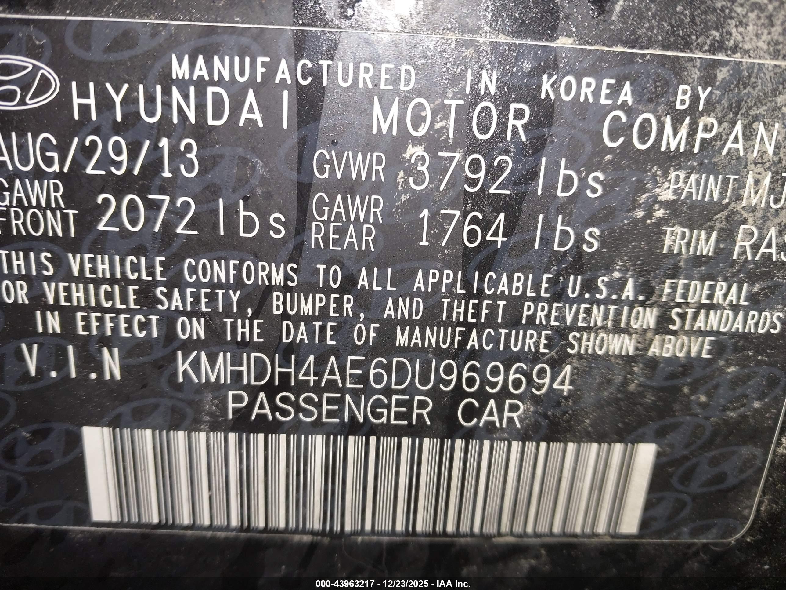 HYUNDAI ELANTRA image 9