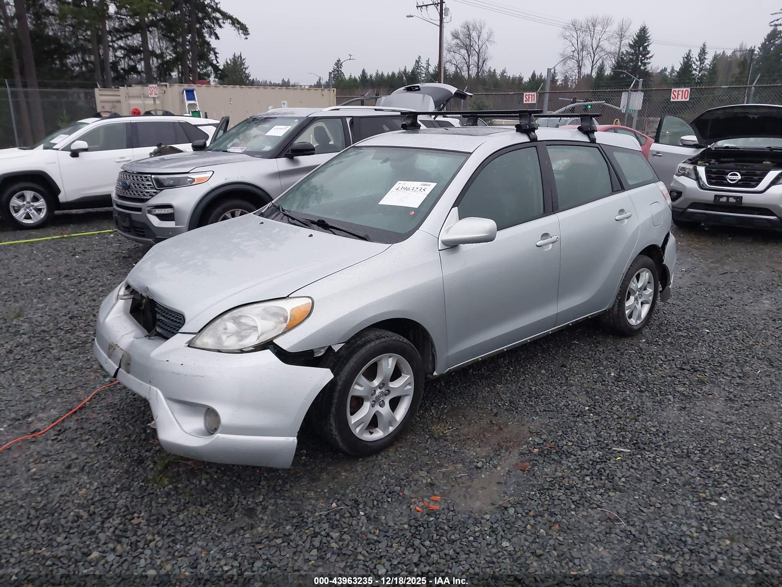 TOYOTA MATRIX image 2
