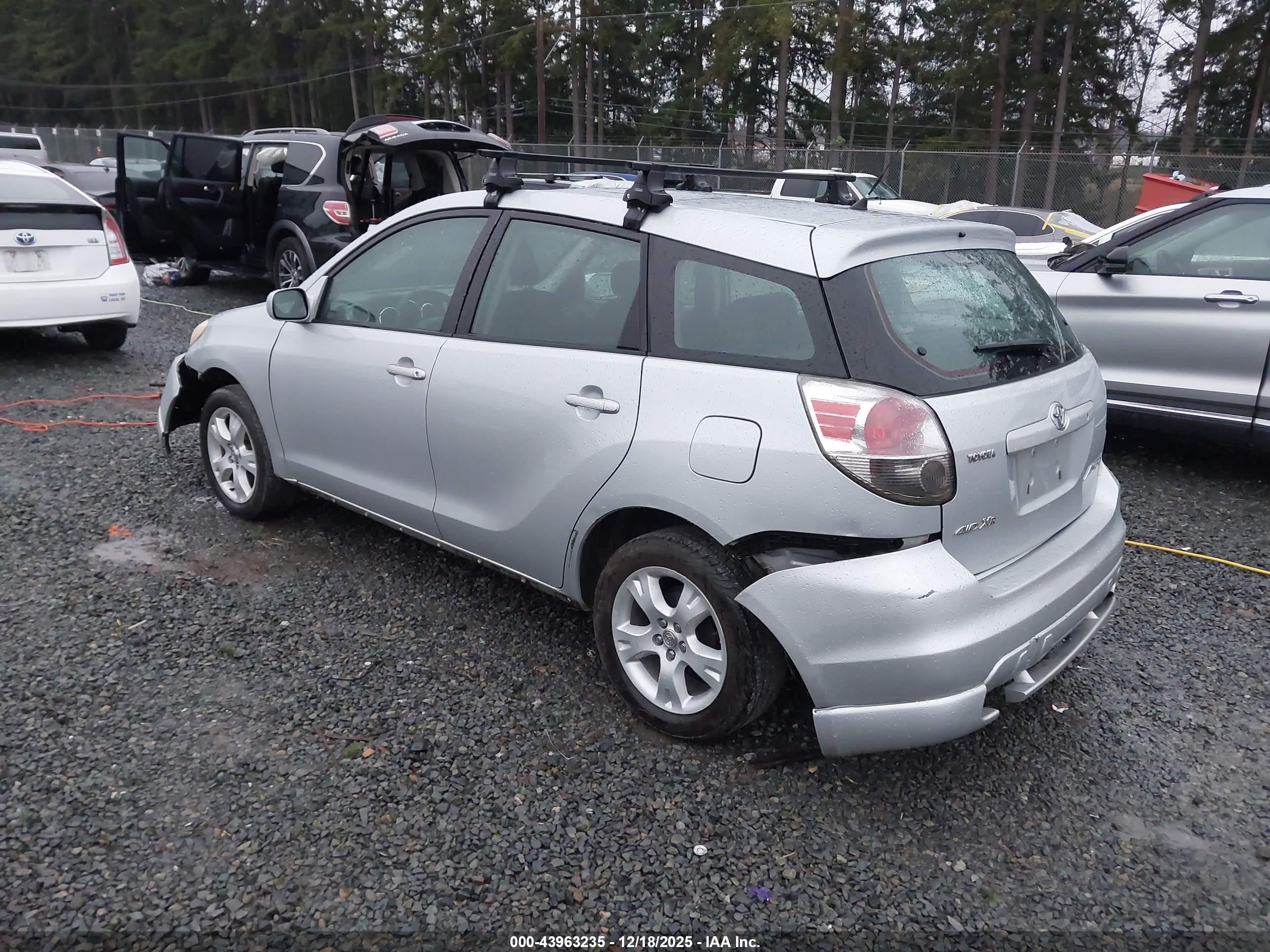 TOYOTA MATRIX image 3