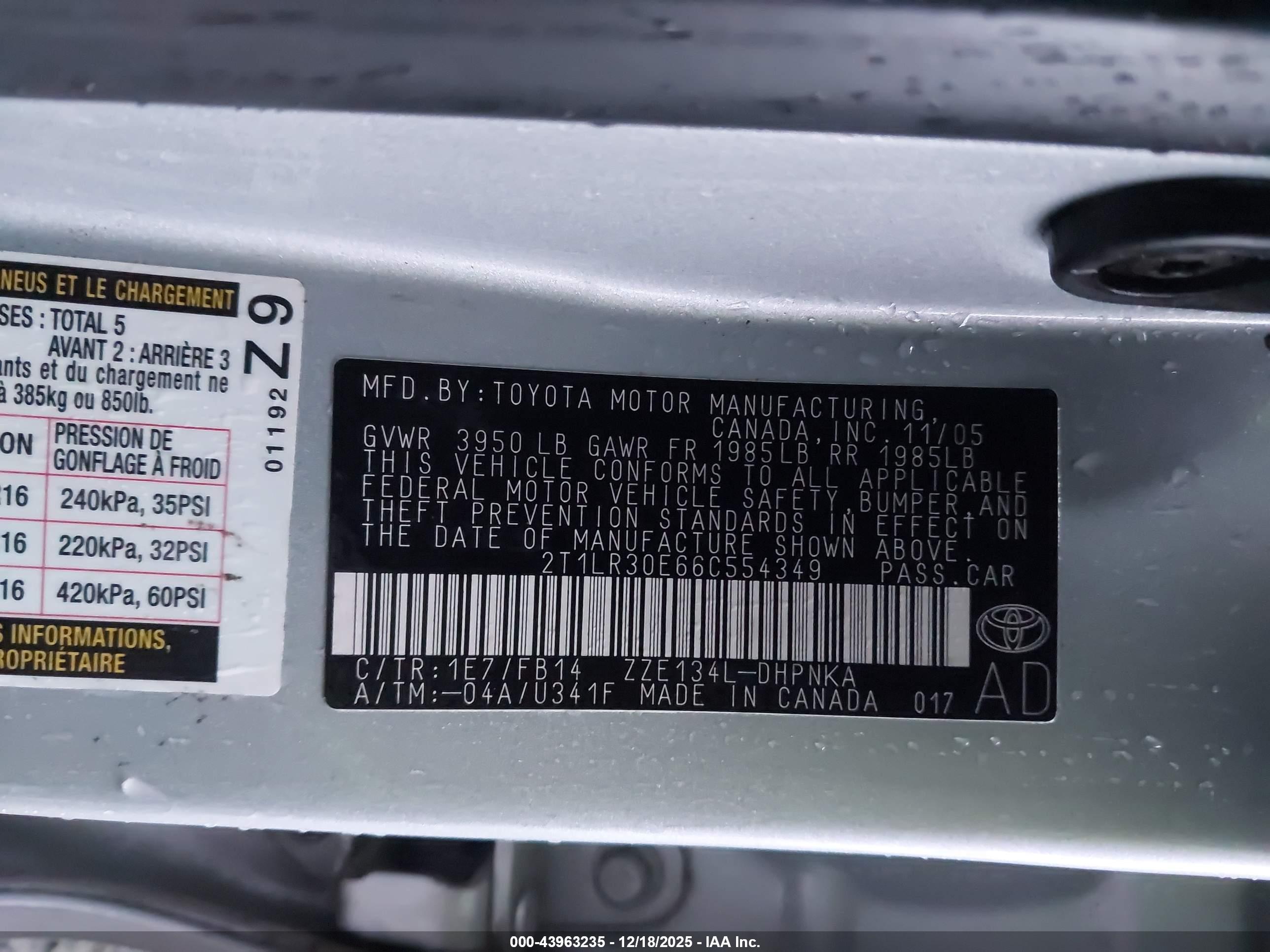 TOYOTA MATRIX image 9