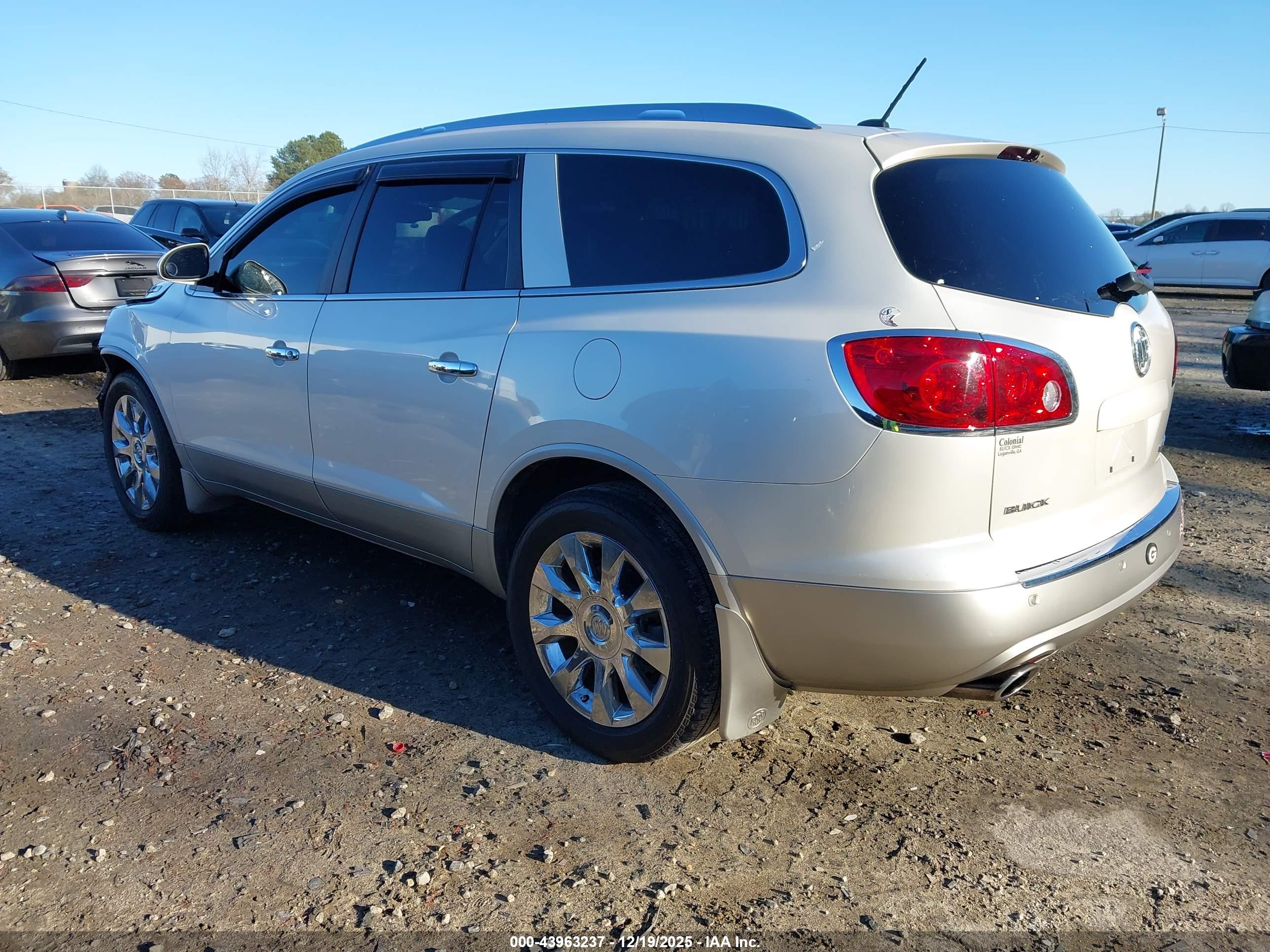 BUICK ENCLAVE image 3
