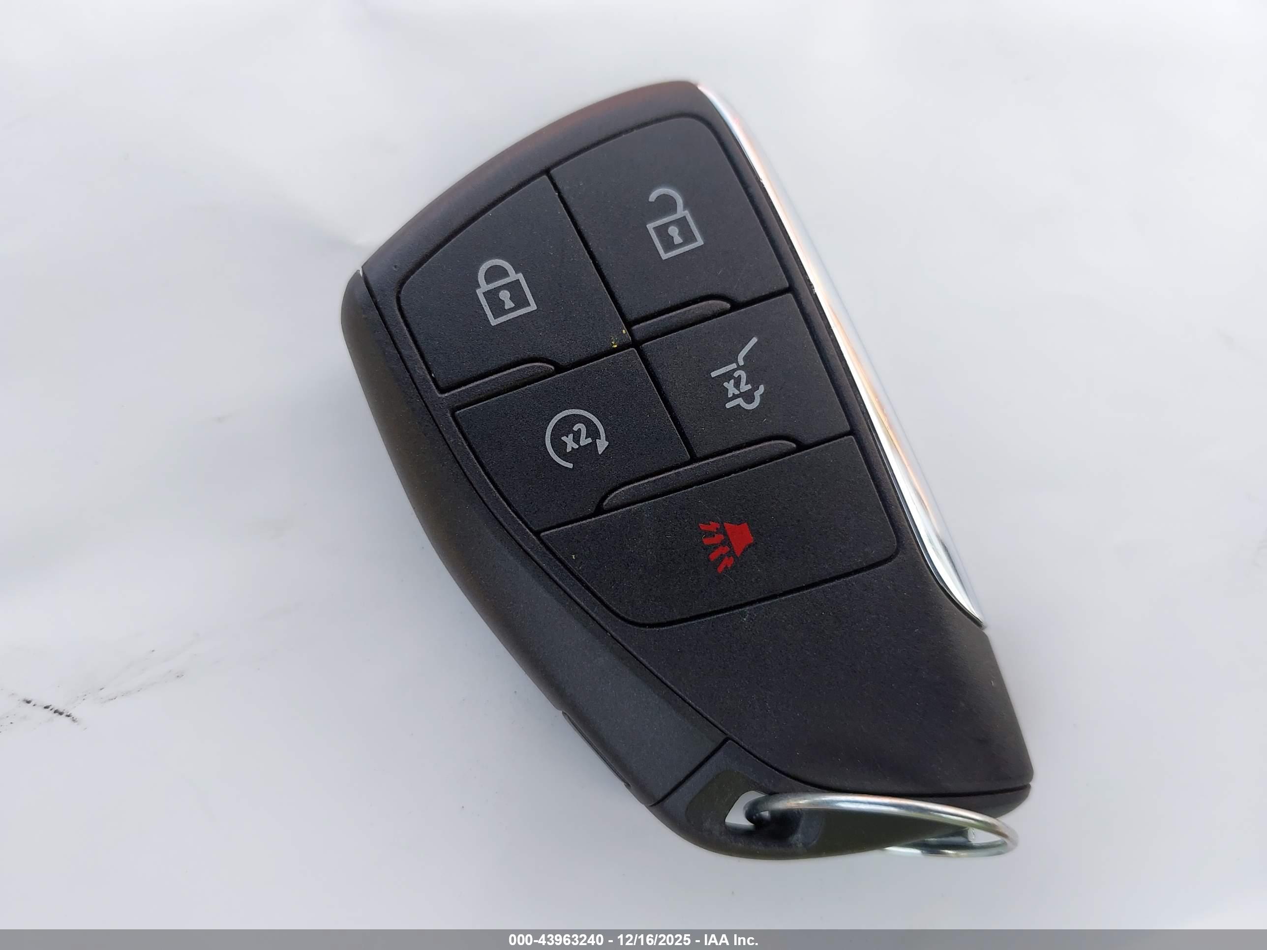 CHEVROLET EQUINOX image 11