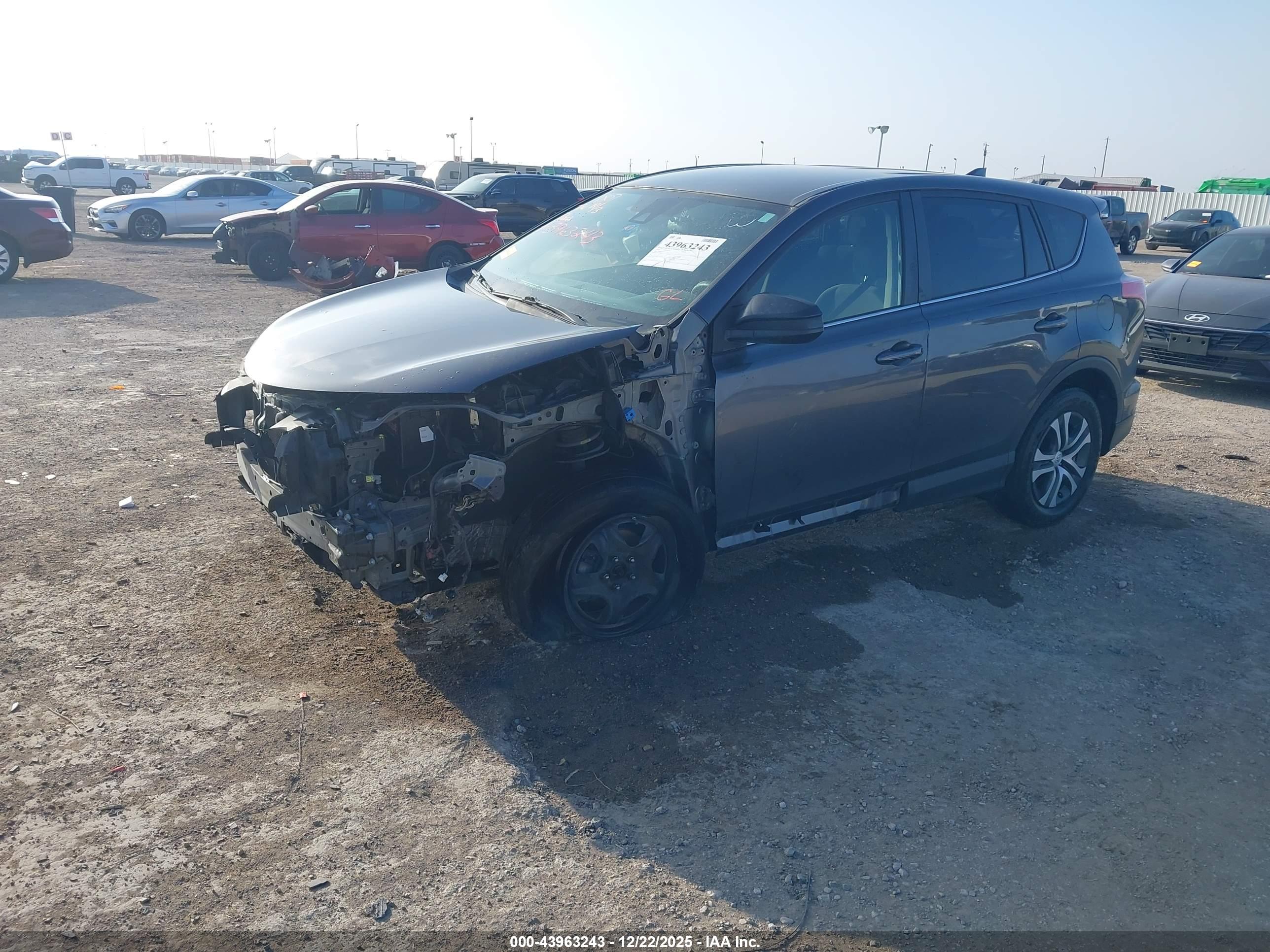 TOYOTA RAV4 image 2