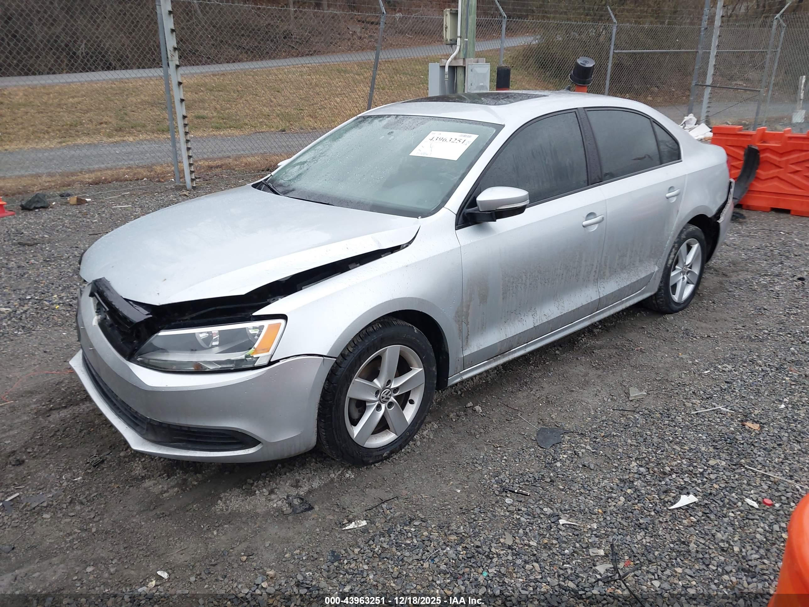 VOLKSWAGEN JETTA image 2