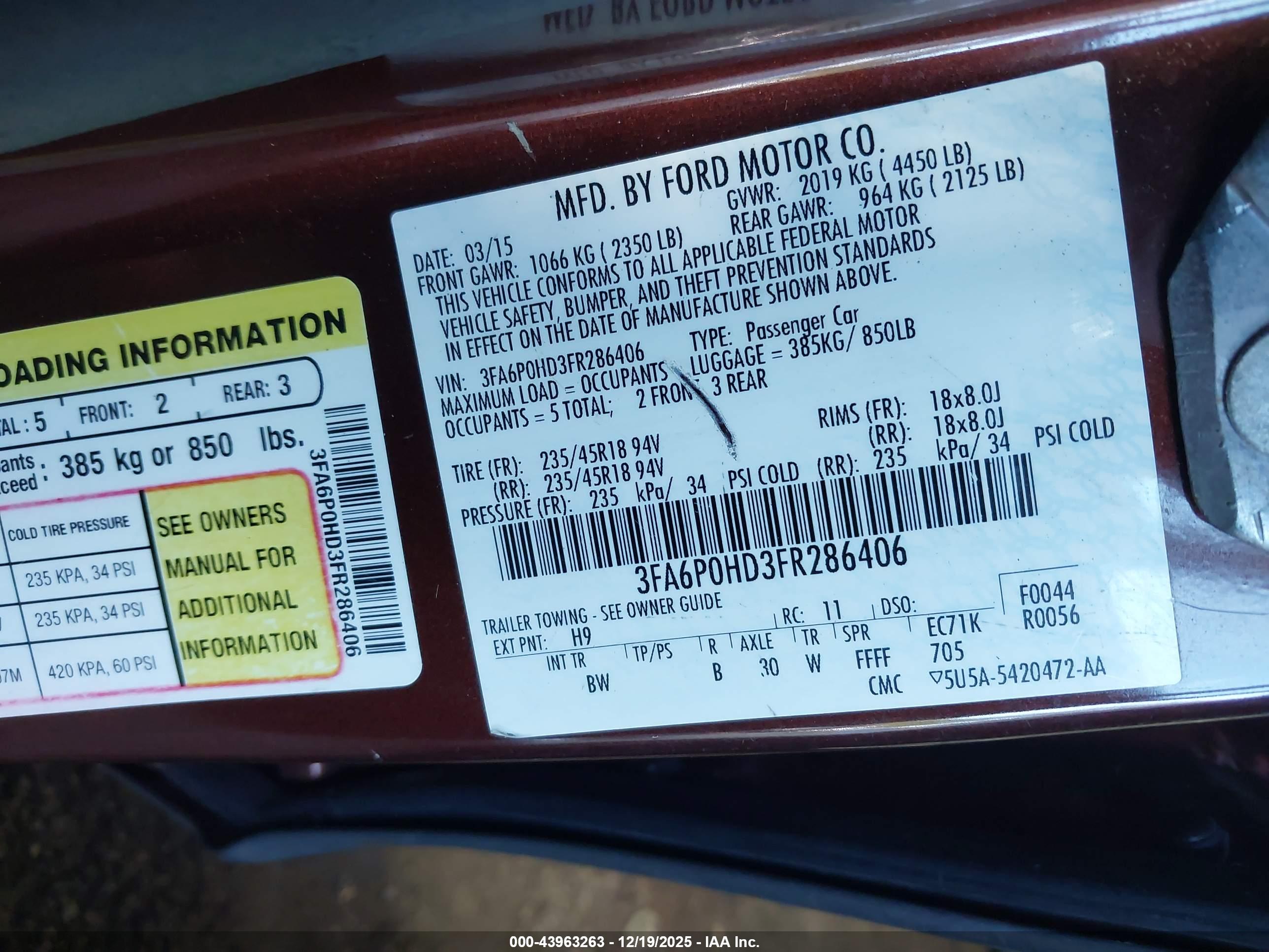 FORD FUSION image 9