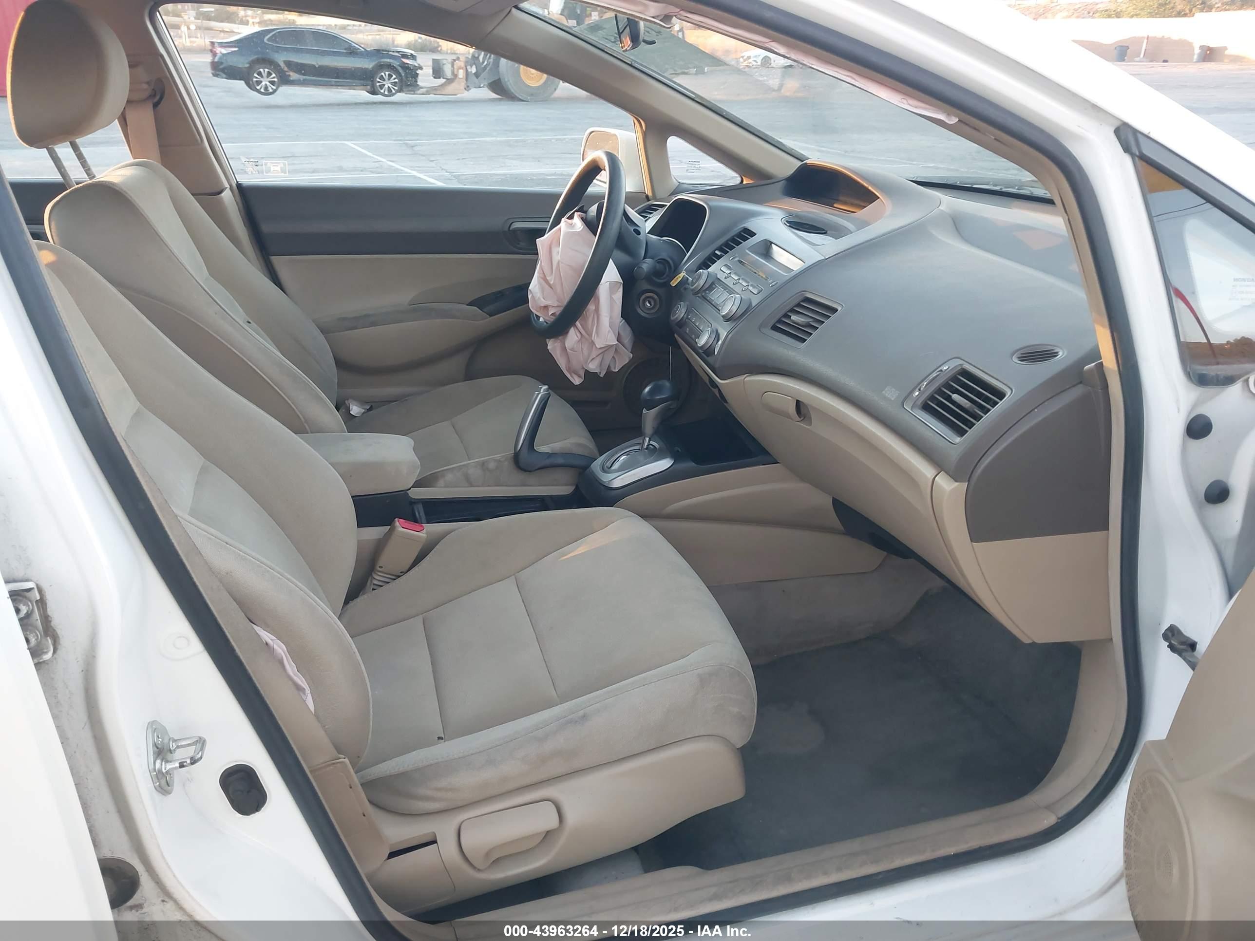 HONDA CIVIC image 5