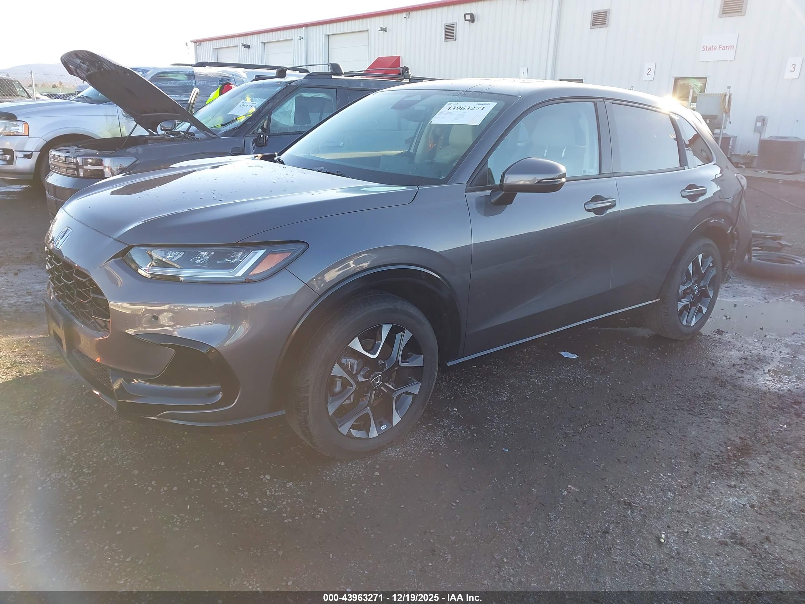 HONDA HR-V image 2