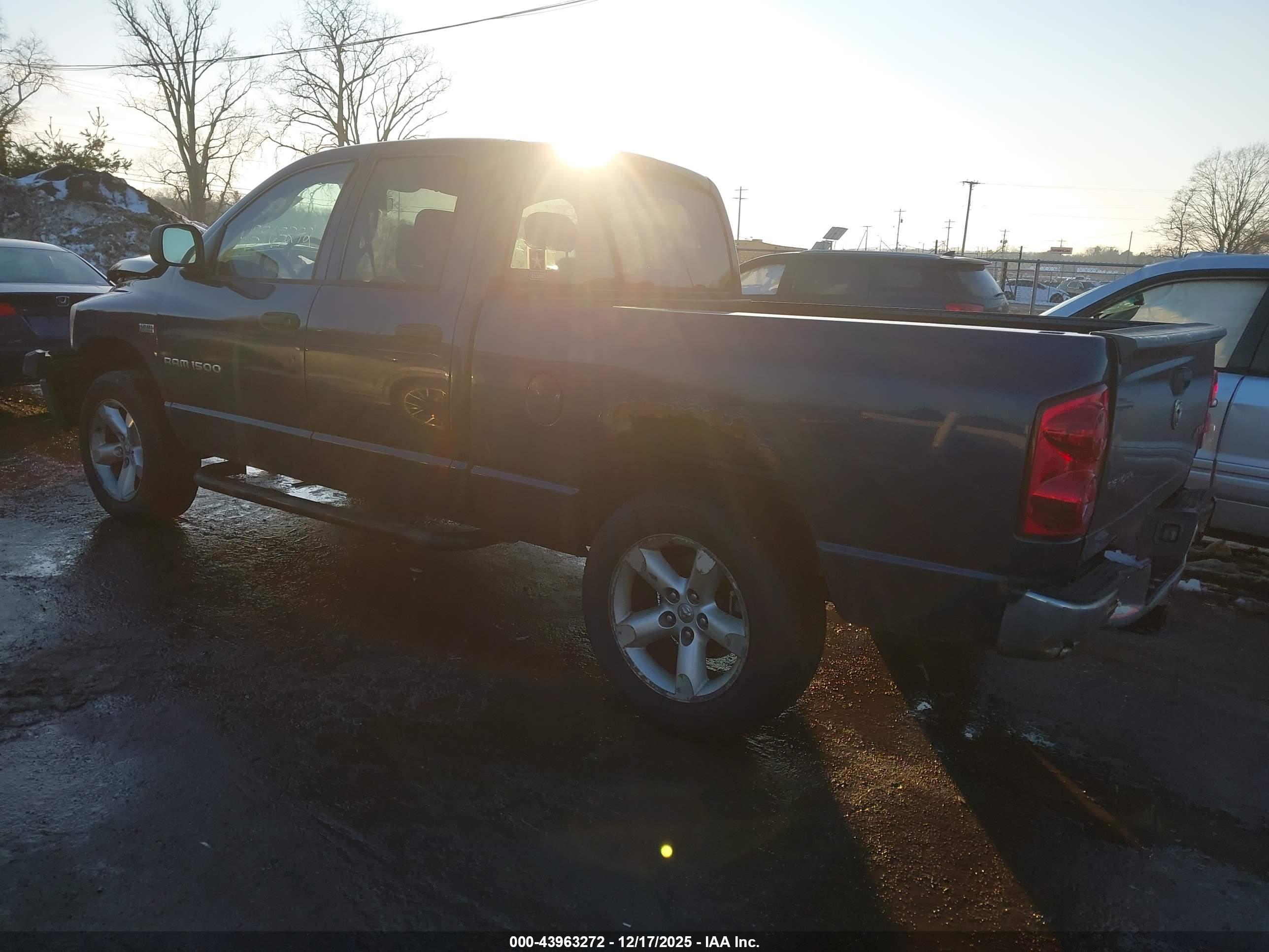 DODGE RAM image 3