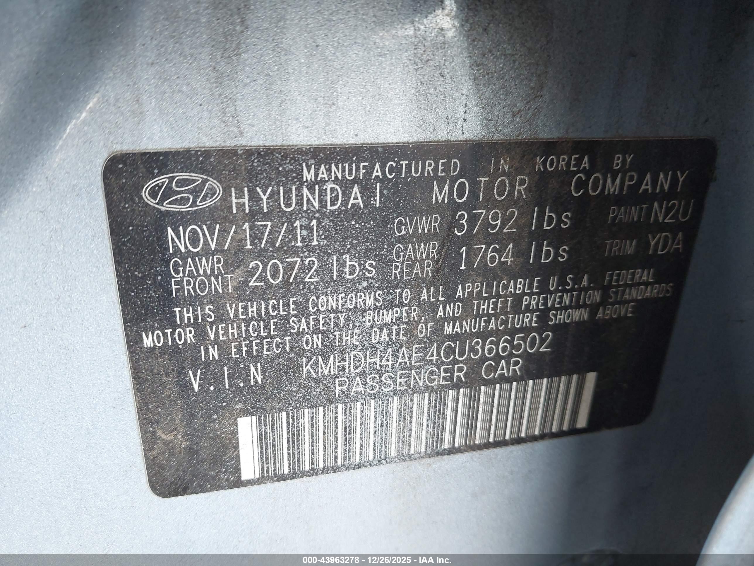 HYUNDAI ELANTRA image 9