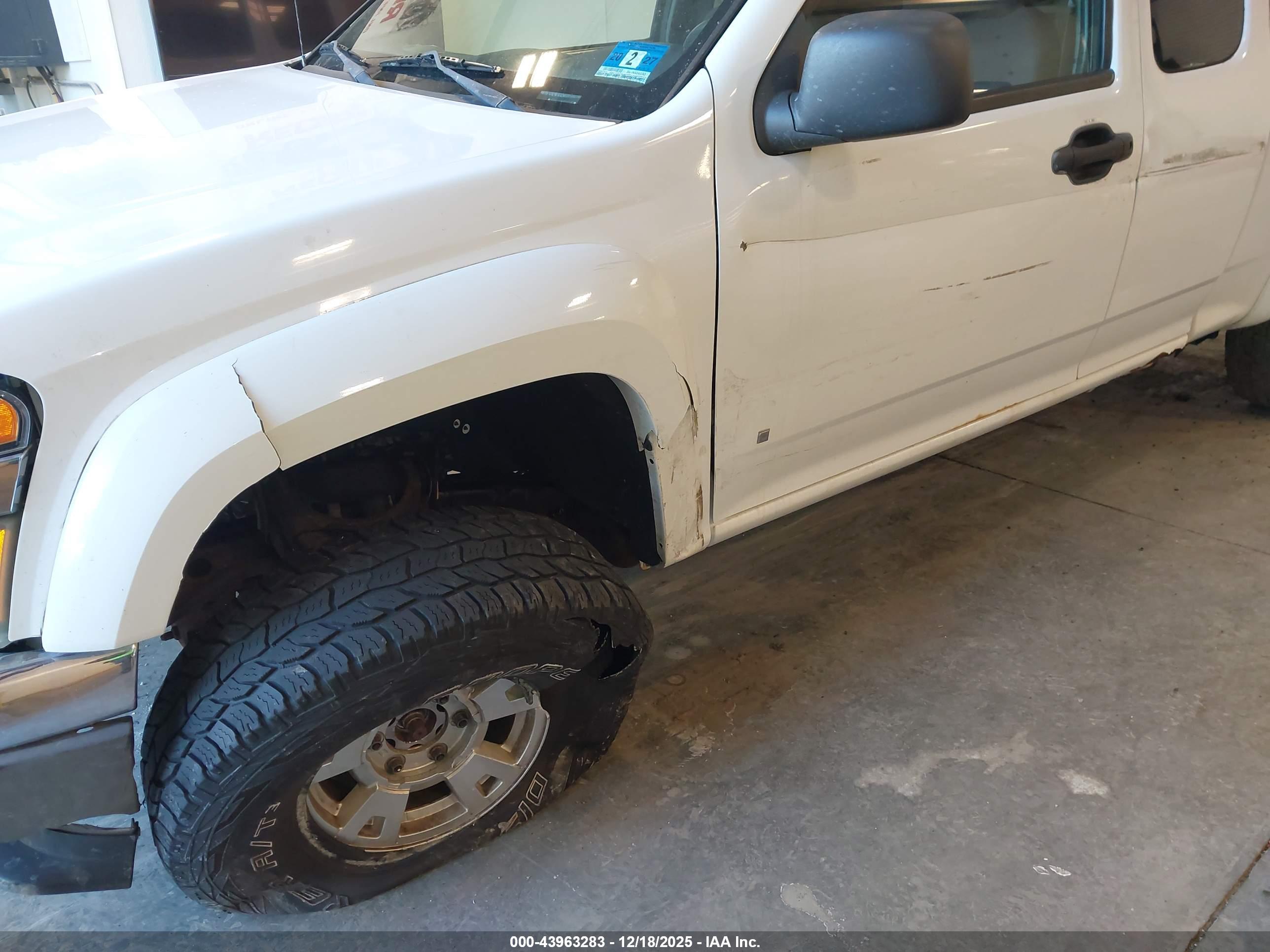GMC CANYON image 6