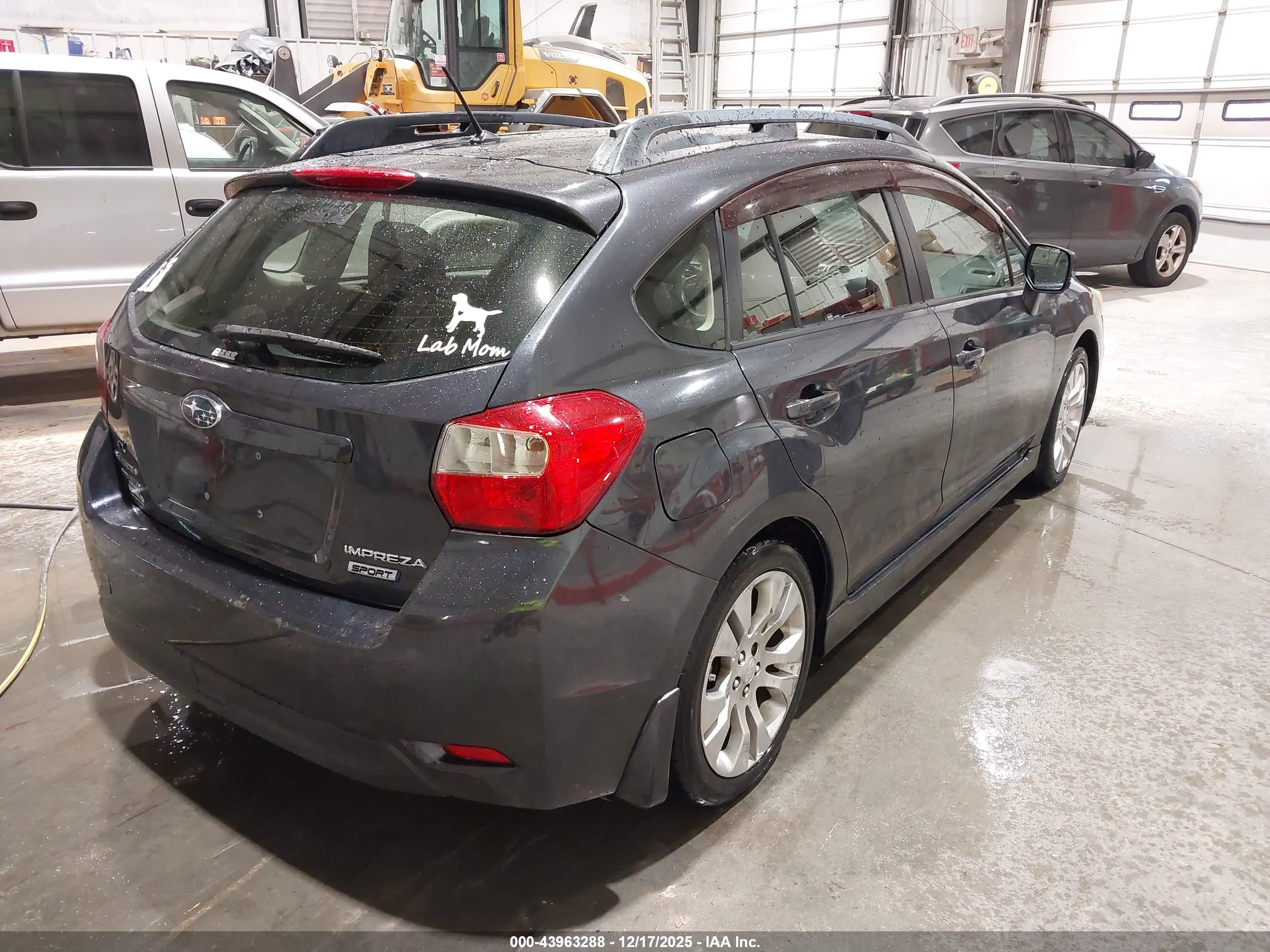 SUBARU IMPREZA image 4