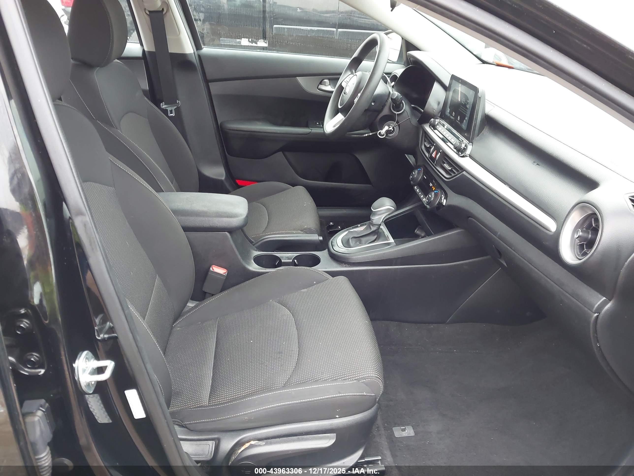 KIA FORTE image 5