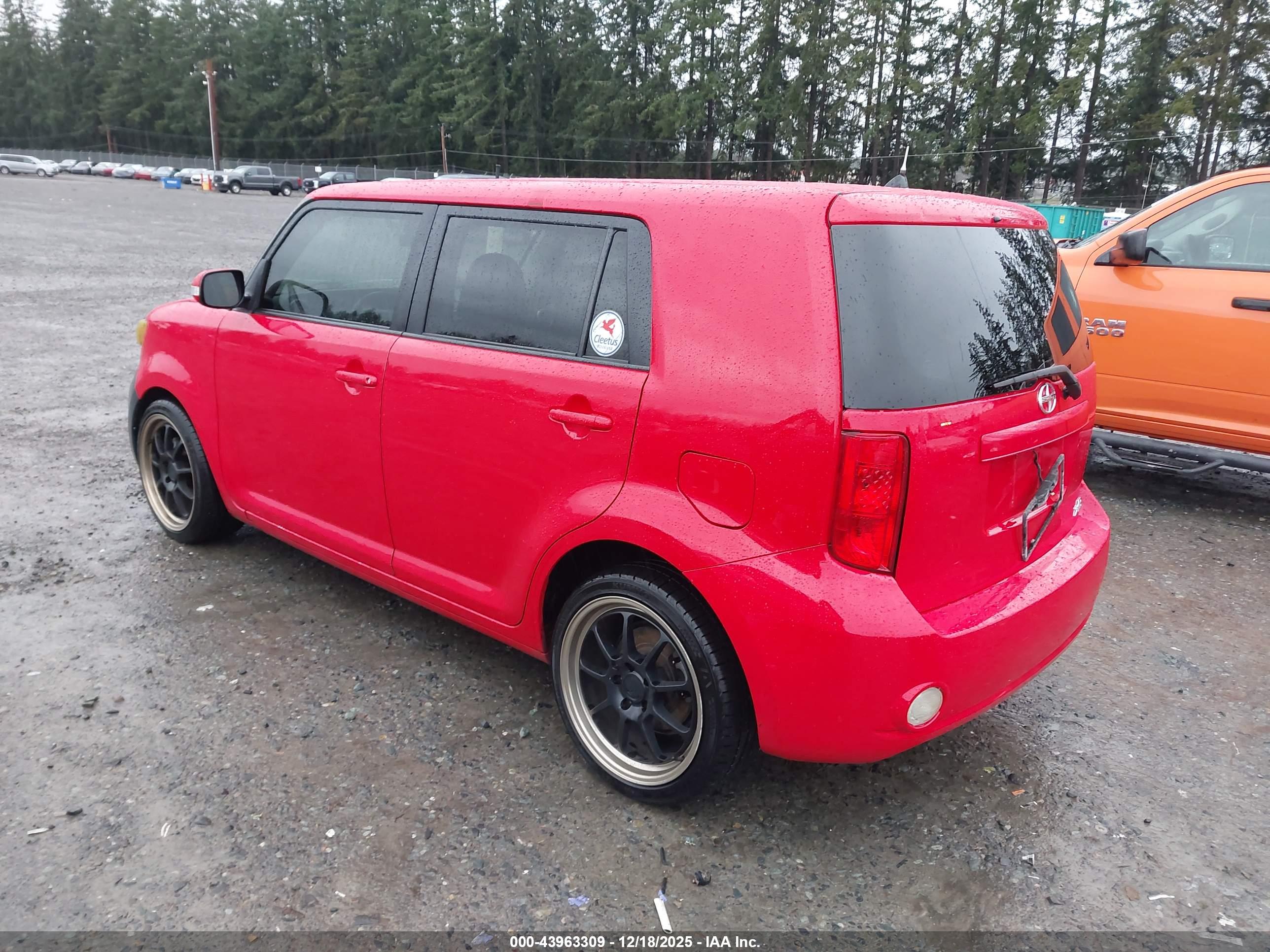 SCION XB image 3