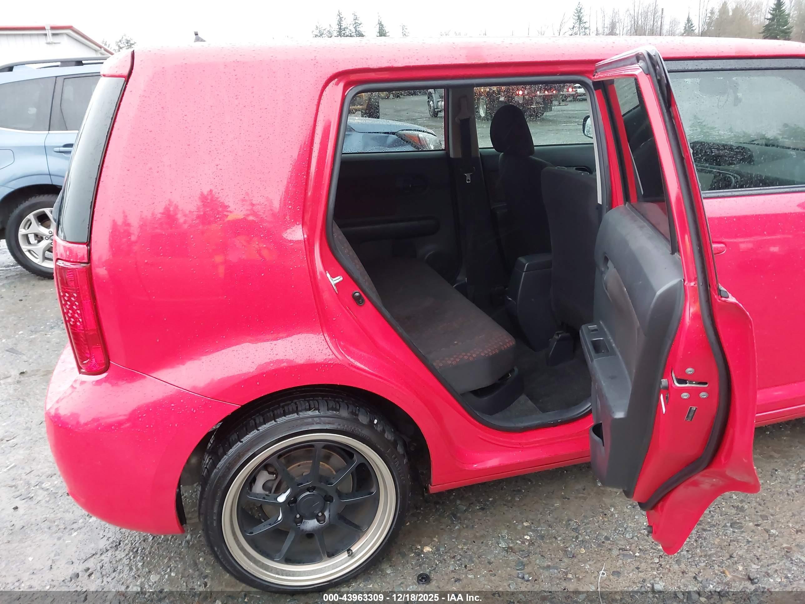 SCION XB image 8